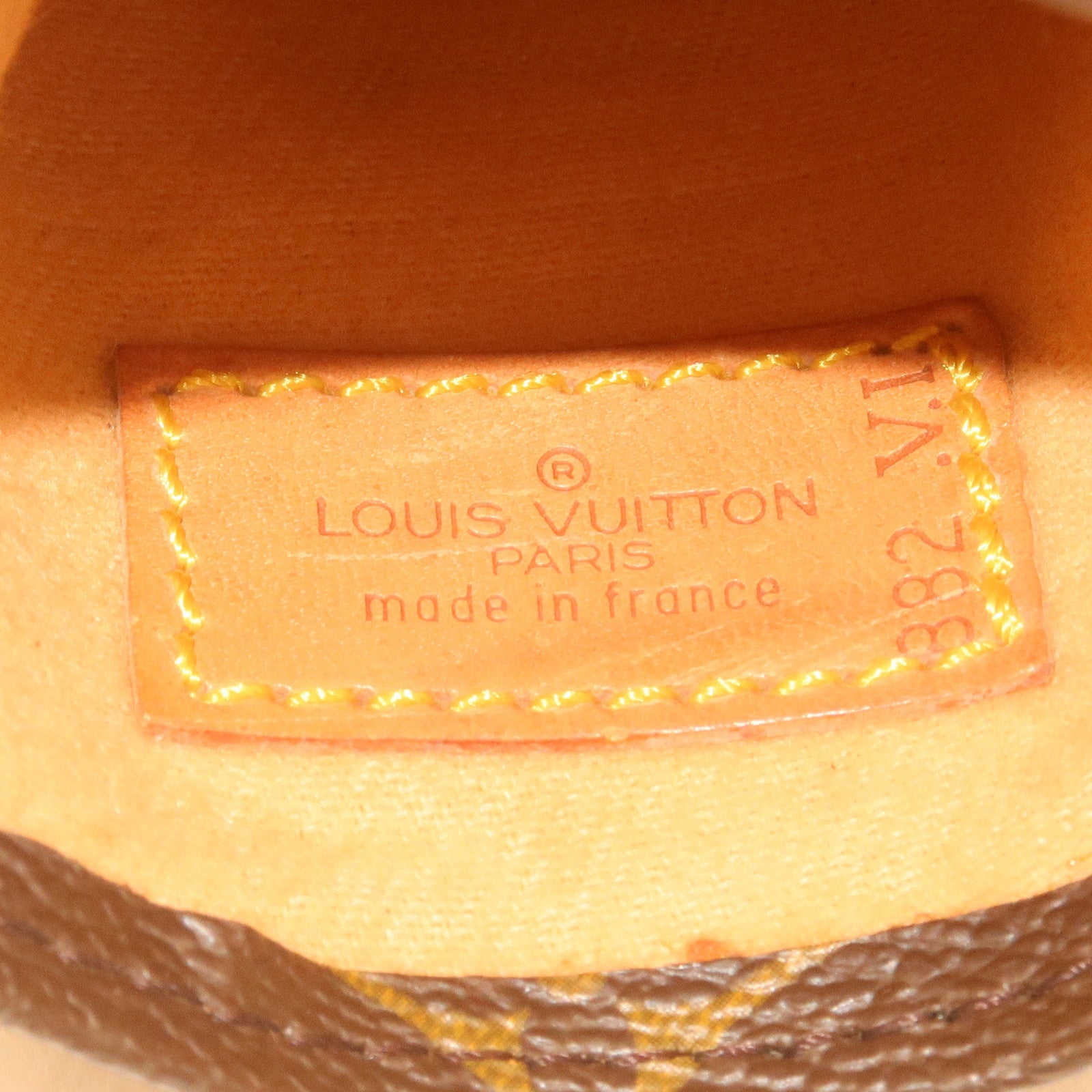 Louis-Vuitton-Monogram-Protege-Bois-Golf-Club-Cover-No.-1-M58241