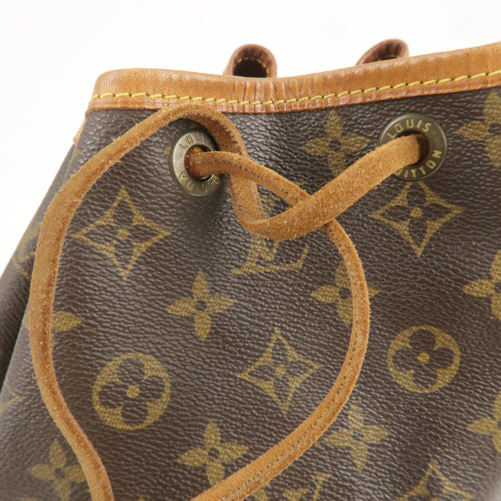 LOUIS VUITTON Petit Noe Drawstring Shoulder Bag Monogram Leather M42226  85MZ598