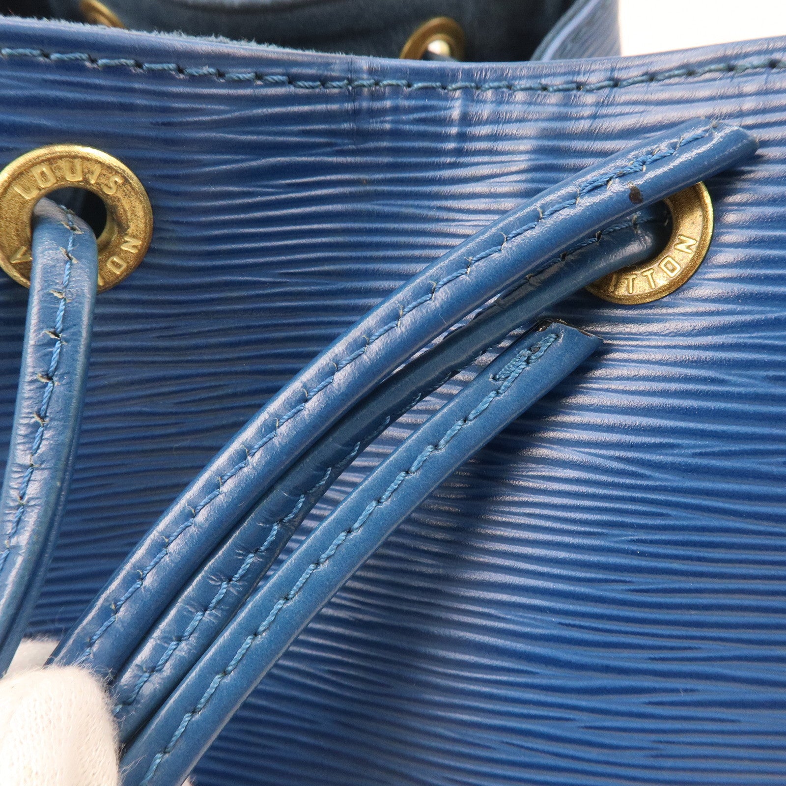 Louis Vuitton Toledo Blue Epi Leather Noe Bag Louis Vuitton