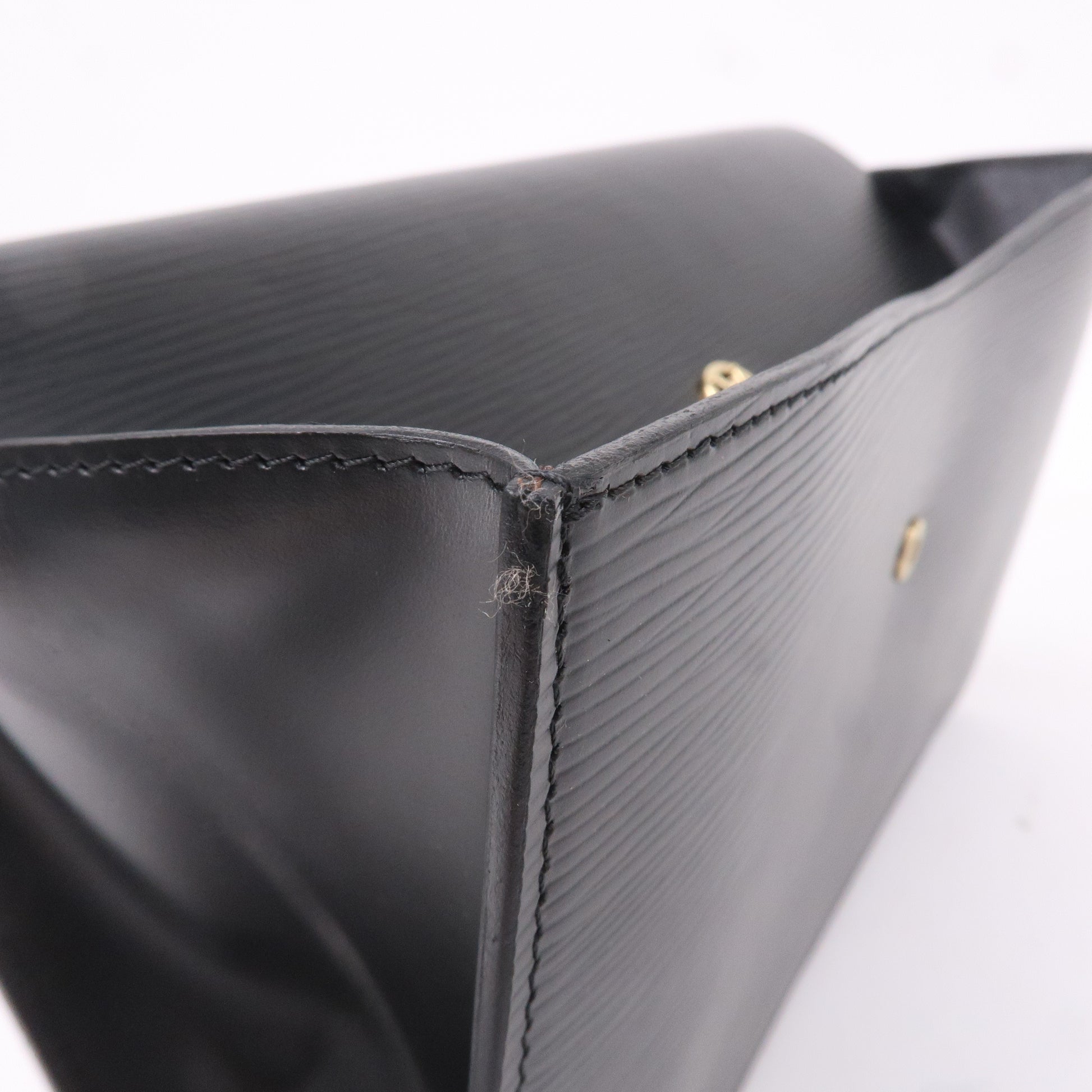 Sold at Auction: Louis Vuitton - Montaigne Clutch Bag - Black - Leather -  Epi - Flap