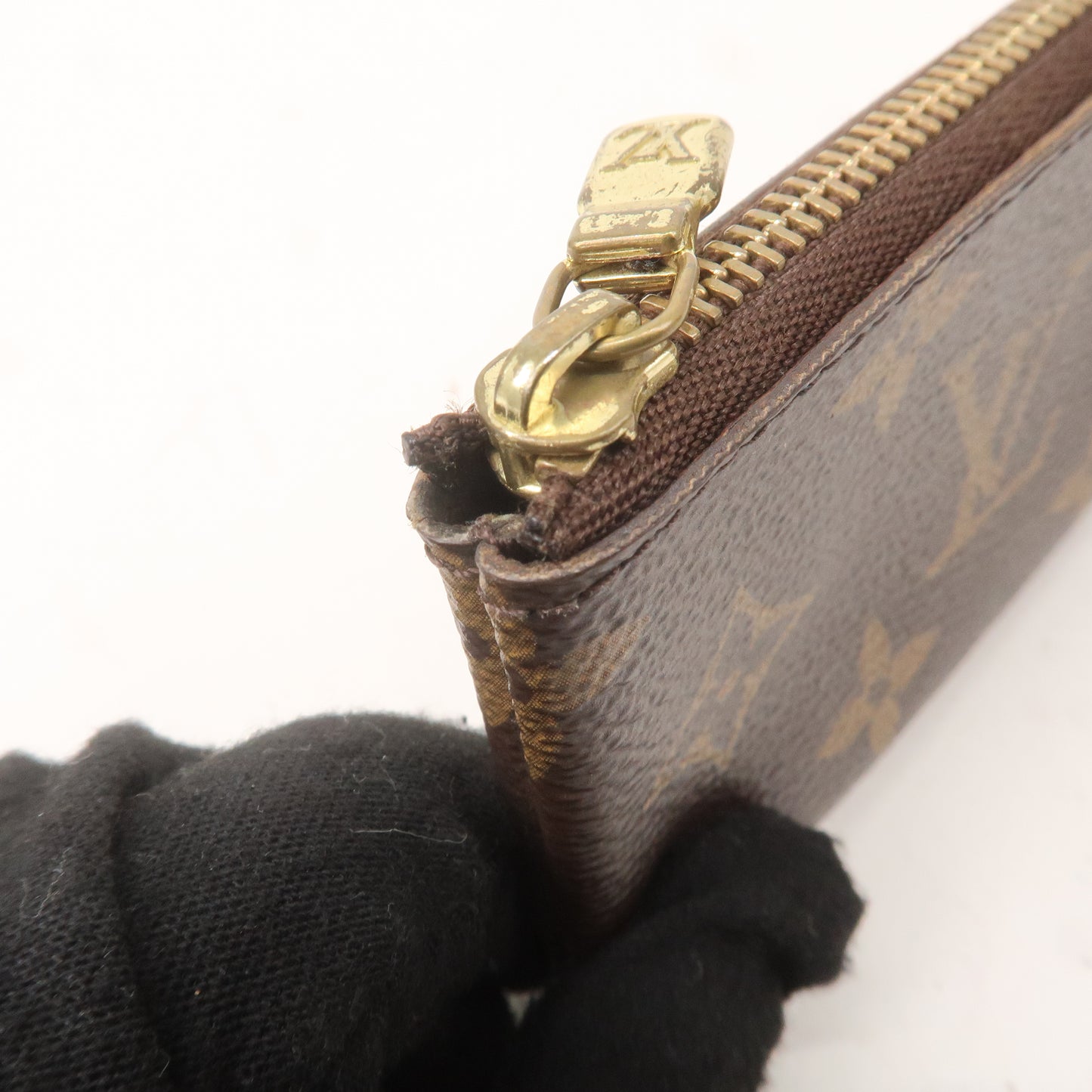 Louis Vuitton Monogram Pochette Cles Coin Case Key Case M62650