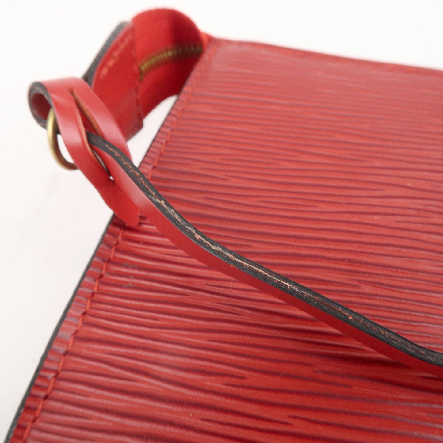 L*V Castillian Red Epi Key Pouch (SHA-36309) – ZAK BAGS