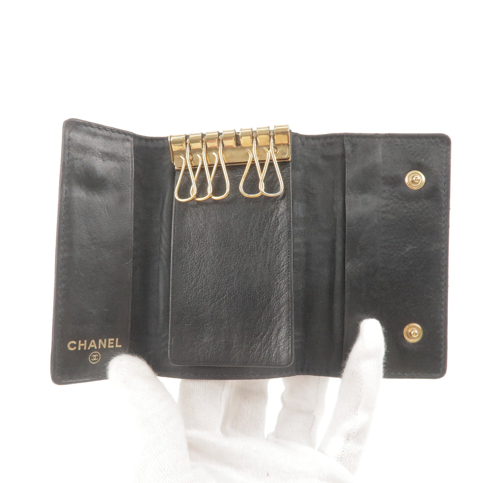 chanel key holder wallet case