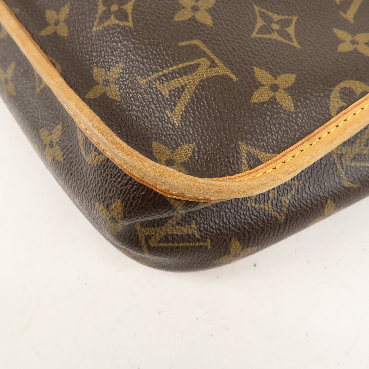 Louis Vuitton Monogram Messenger Bosphore PM Shoulder Bag M40106