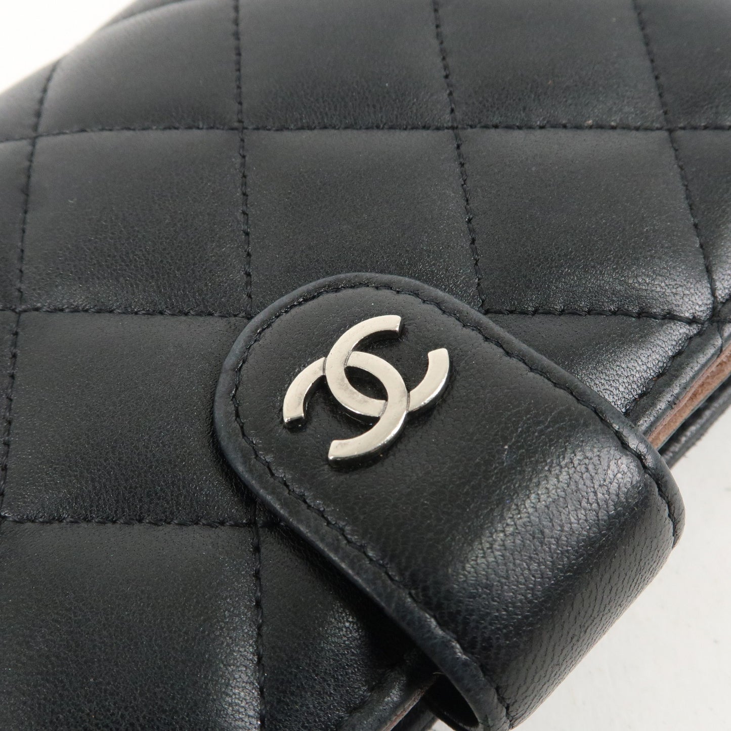 CHANEL Matelasse Lamb Skin Bi-fold Wallet Black