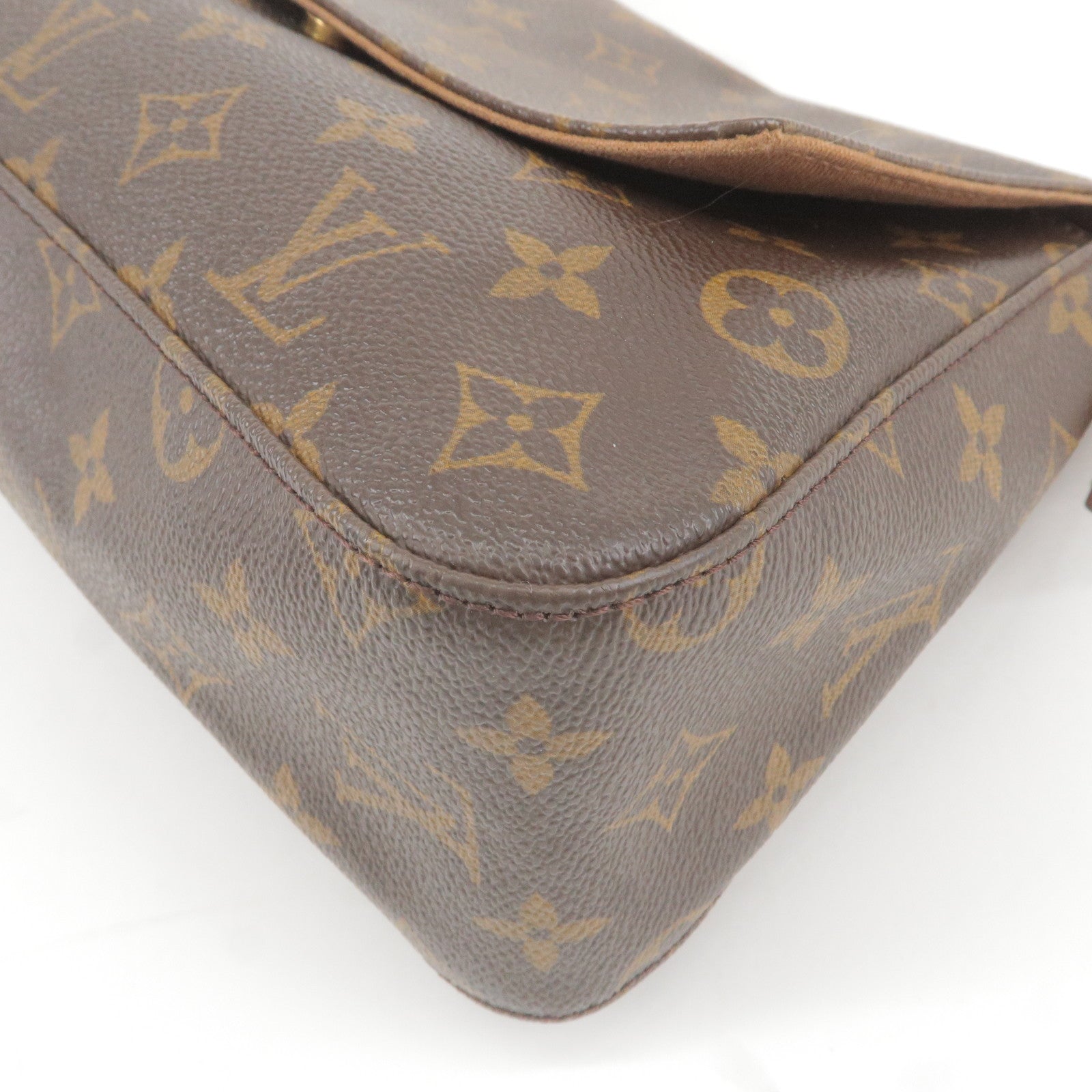 Looping - M51147 – Louis Vuitton Miroir - Shoulder - Monogram - Mini - Bag  - Sac à main Louis Vuitton Saint Jacques petit modèle en cuir épi jaune -  Vuitton - Louis