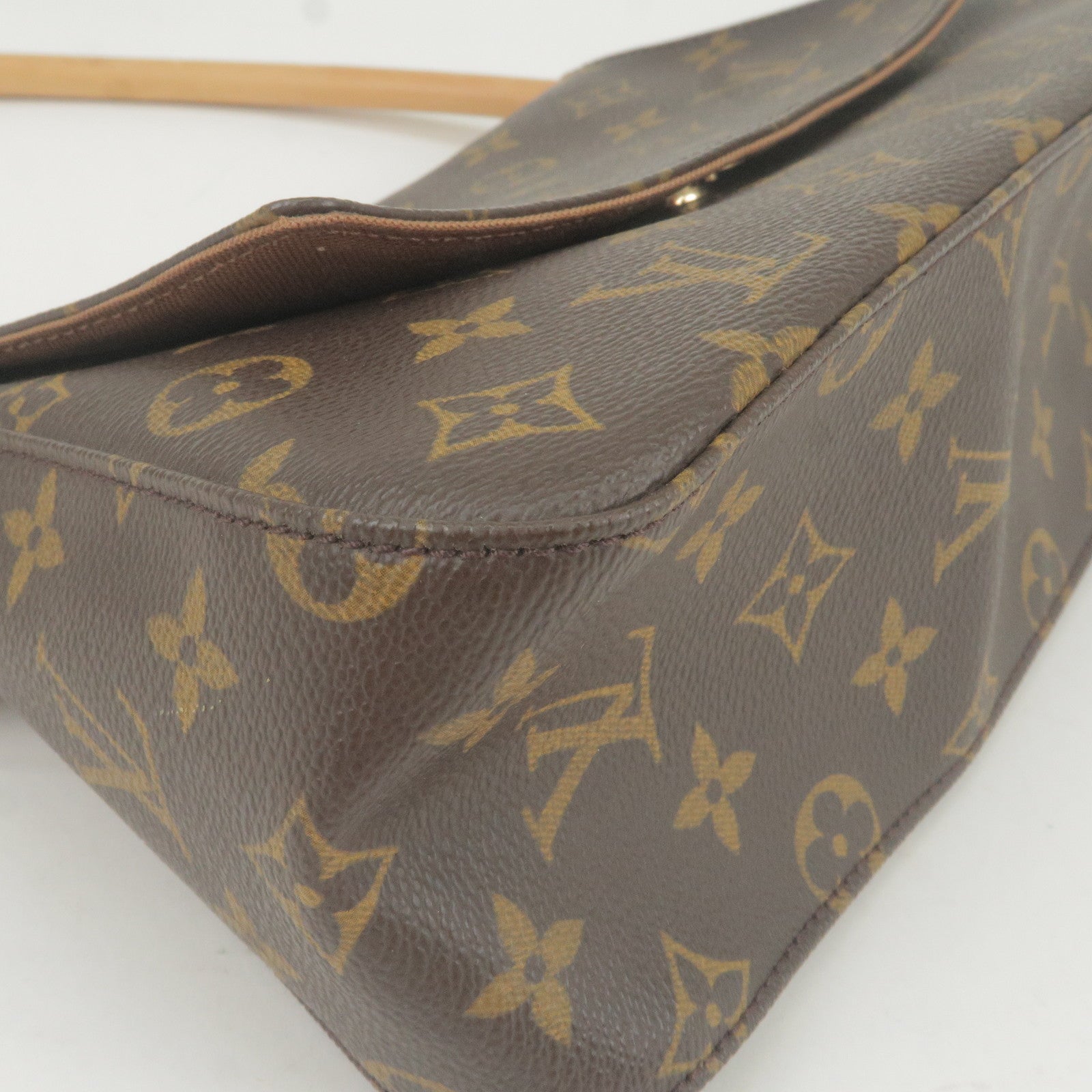 Louis Vuitton Mini Looping Womens shoulder bag M51147 Cloth ref