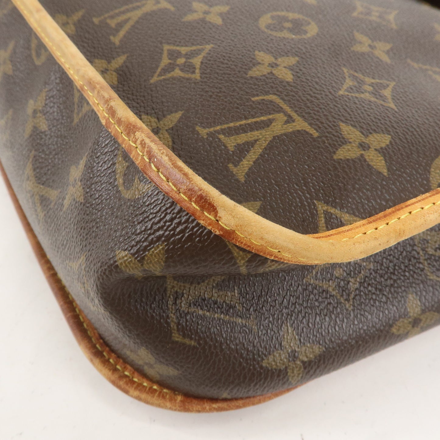 Louis Vuitton Monogram Messenger Bosphore PM Shoulder Bag M40106