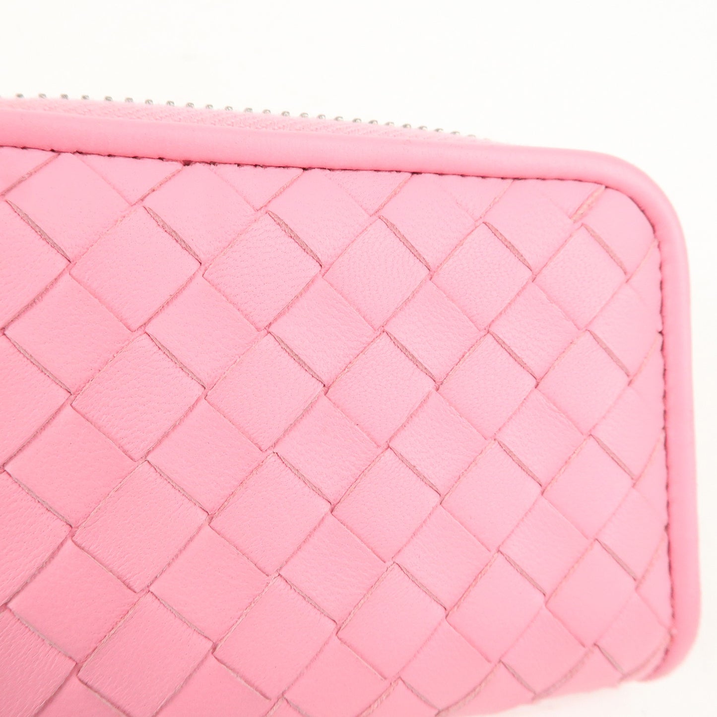 BOTTEGA VENETA Intrecciato Leather Round Zippy Coin Case Pink