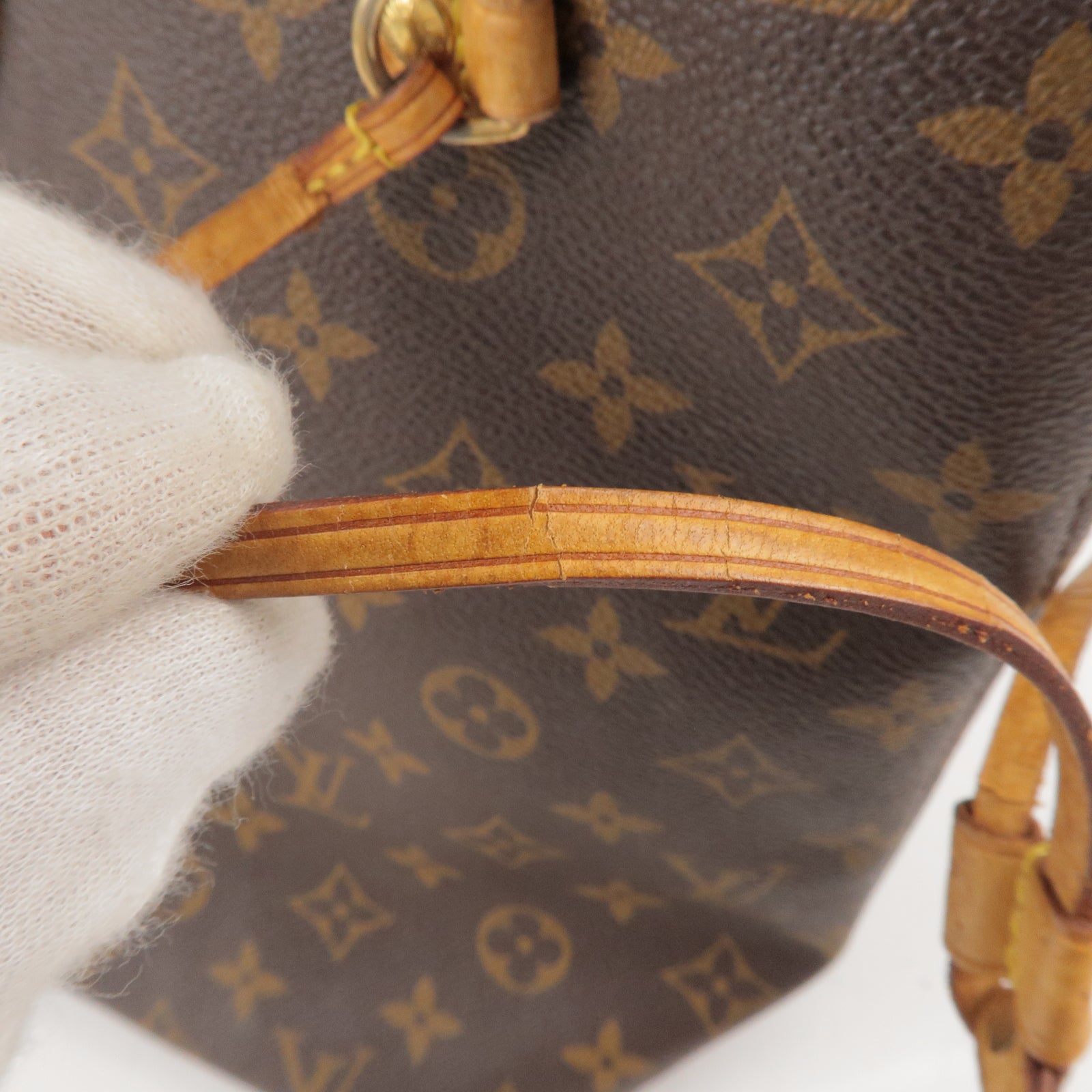Louis Vuitton M40156 Neverfull MM Women's Tote Bag