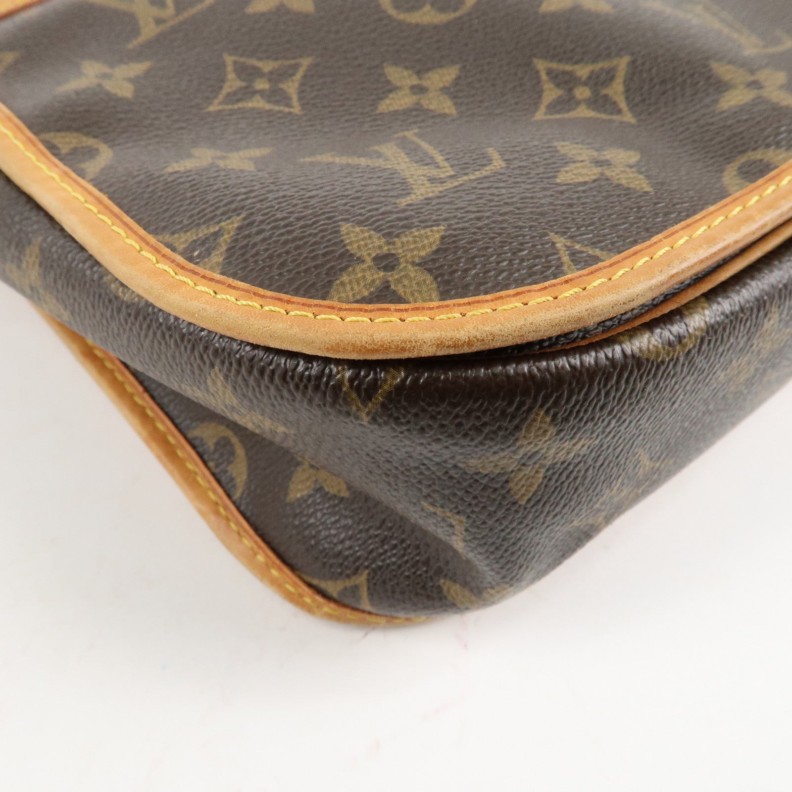 Louis Vuitton Monogram Messenger Bosphore PM Shoulder Bag M40106