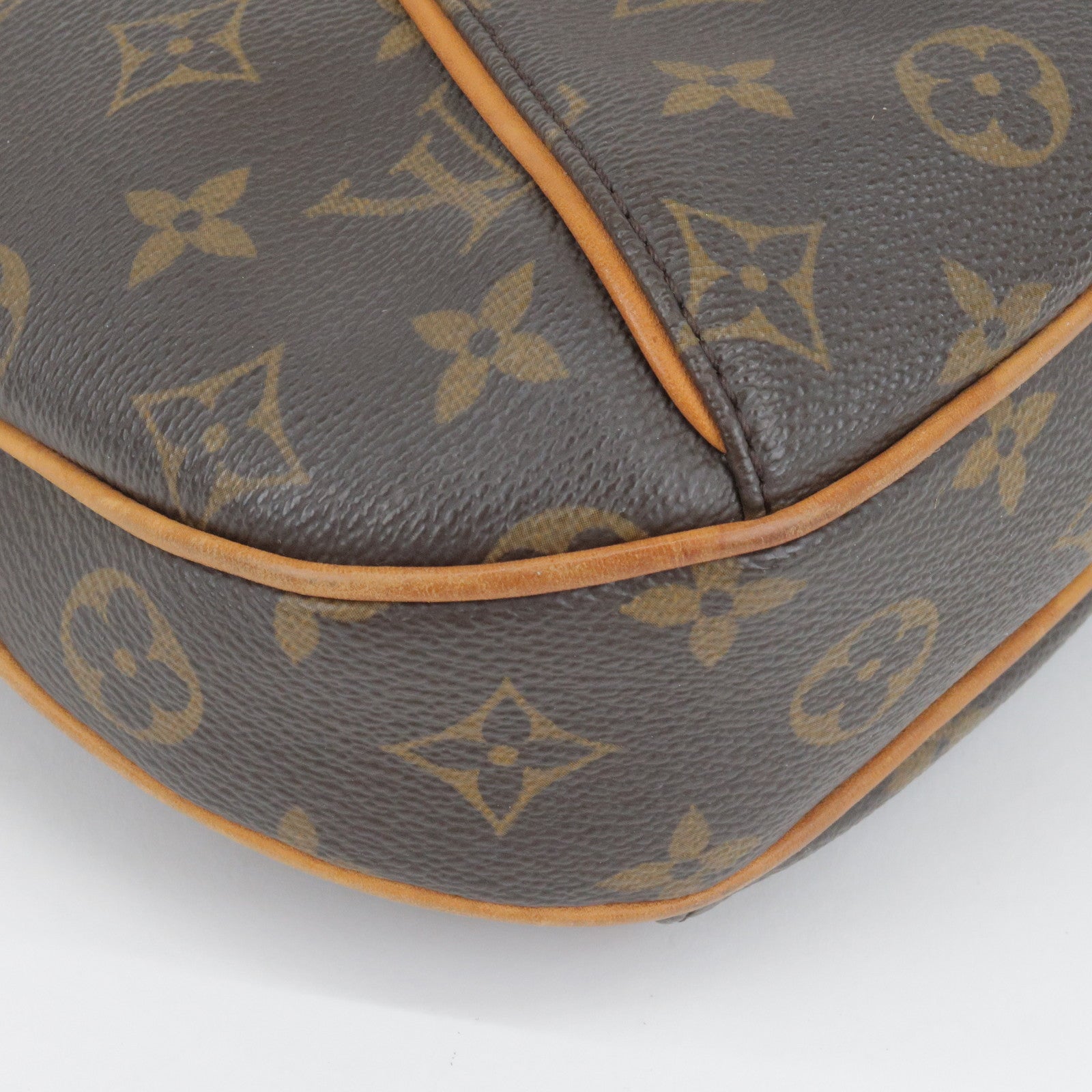 Louis Vuitton Thames Pm Hobo Handbag Purse Monogram Canvas M56384 Ar3180  Auction