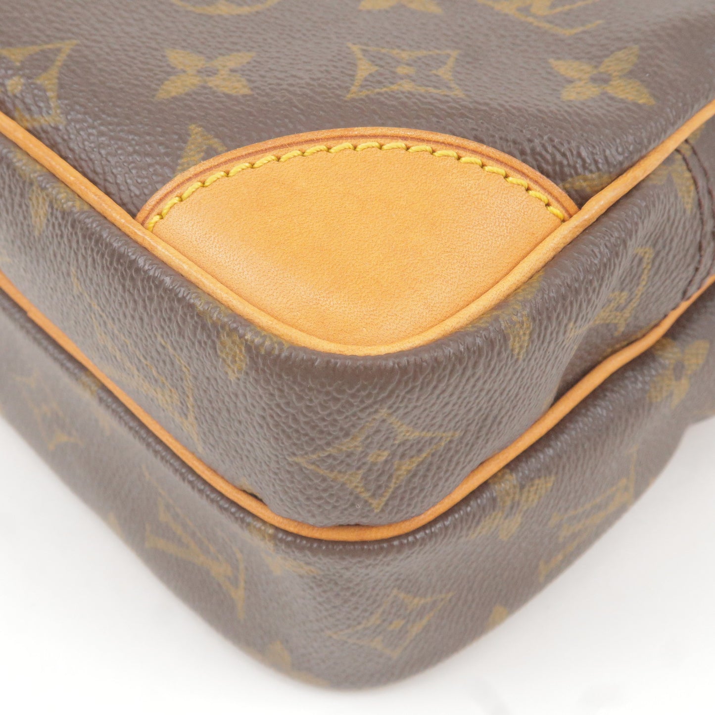 Louis Vuitton Monogram Amazone Shoulder Bag M45236