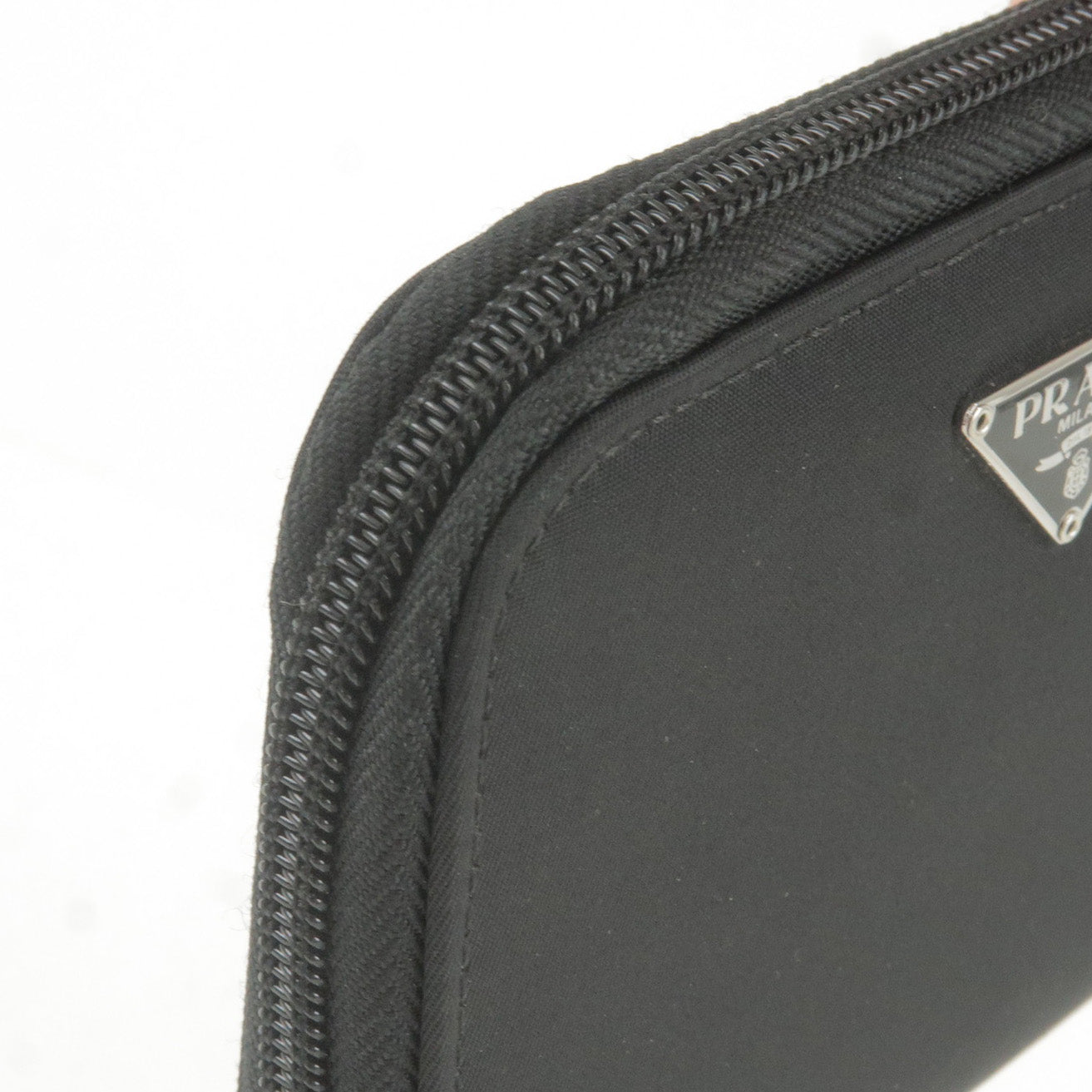 PRADA Logo Nylon Round Zipper Wallet NERO Black M606
