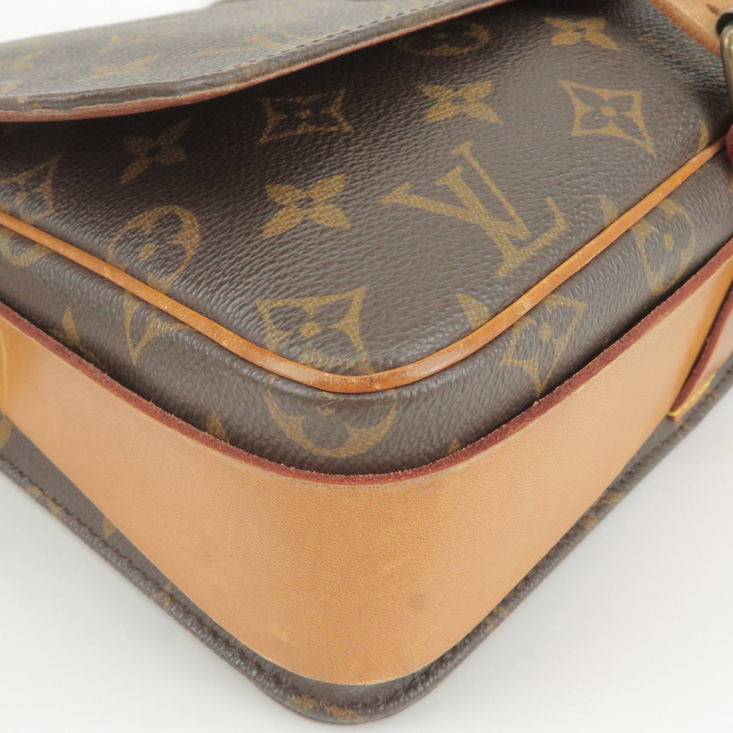 Louis-Vuitton-Monogram-Cartouchiere-26-Shoulder-Bag-M51252 – dct-ep_vintage  luxury Store