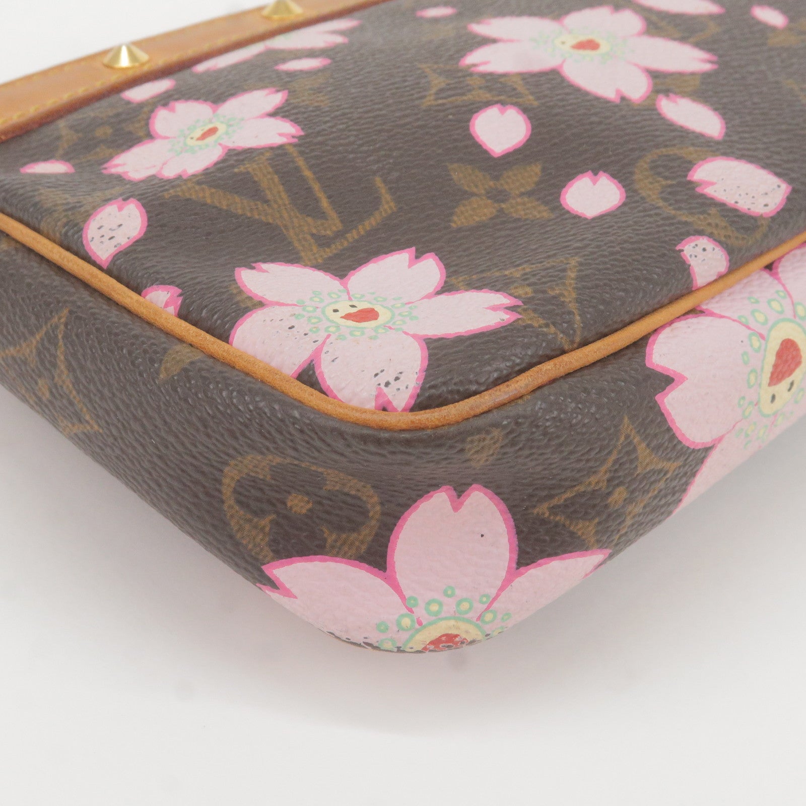 Louis Vuitton Cherry Blossom Pochette Accessory M92008 – Timeless Vintage  Company
