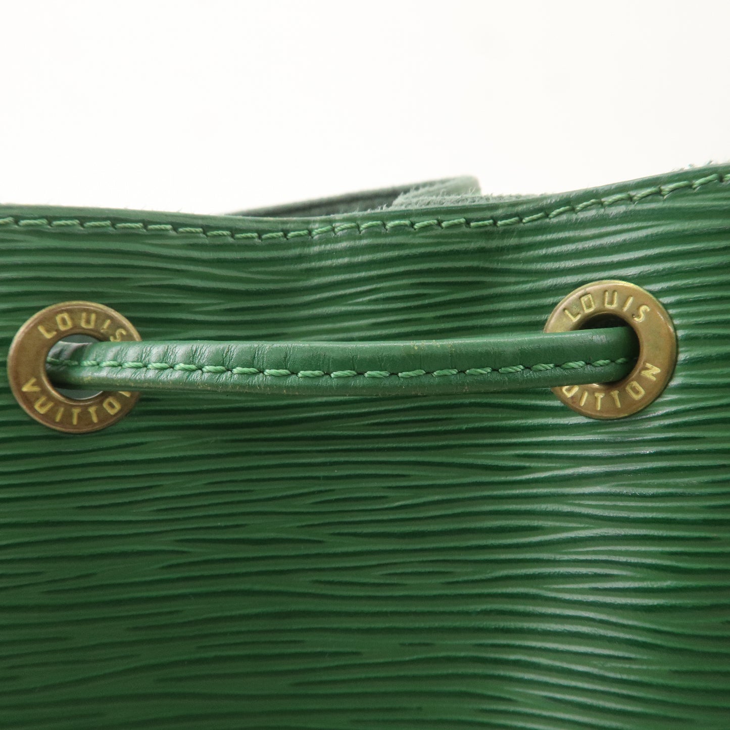 Louis Vuitton Epi Noe Shoulder Bag Borneo Green M44004