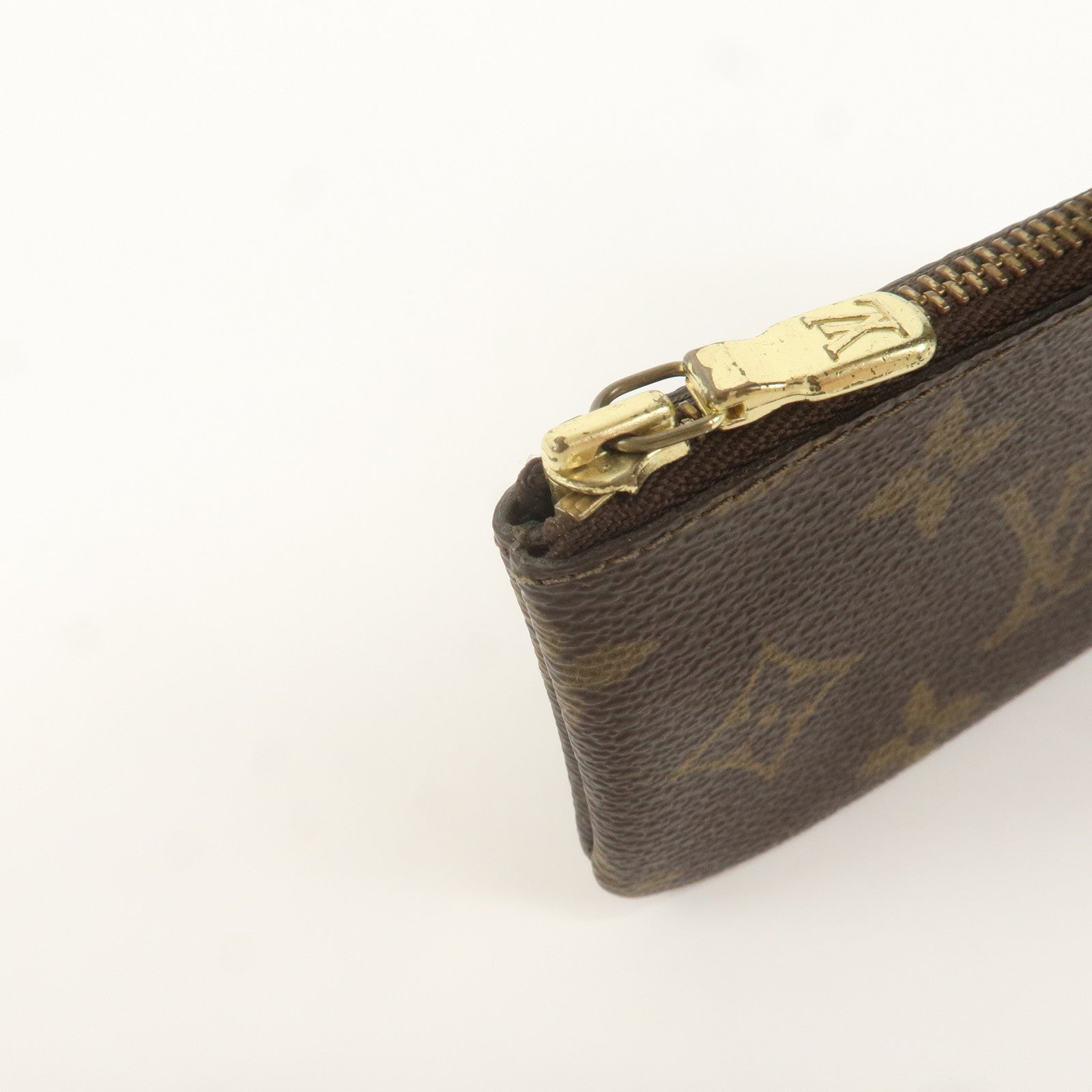 Louis Vuitton Monogram Pochette Cles Coin Case Key Case M62650