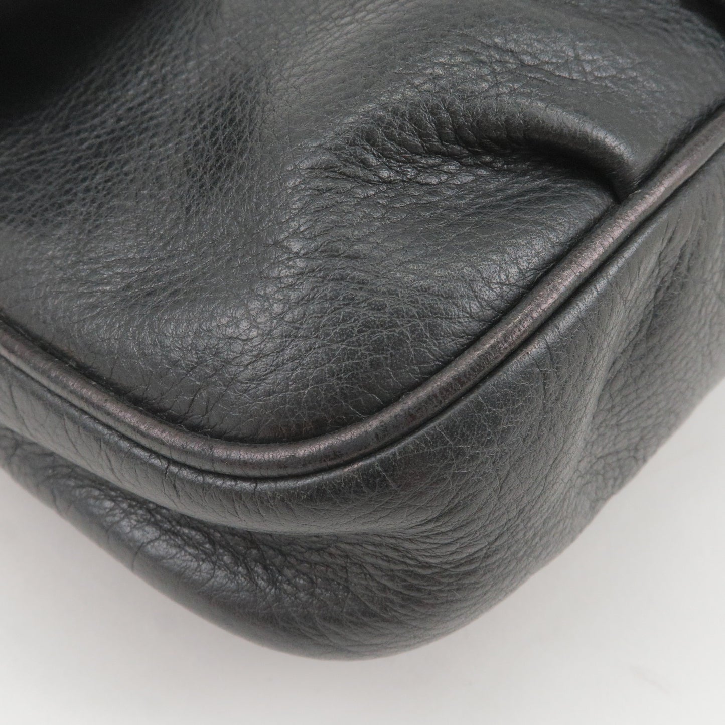 FENDI Leather Chain Shoulder Bag Purse Pouch Black 8M0276