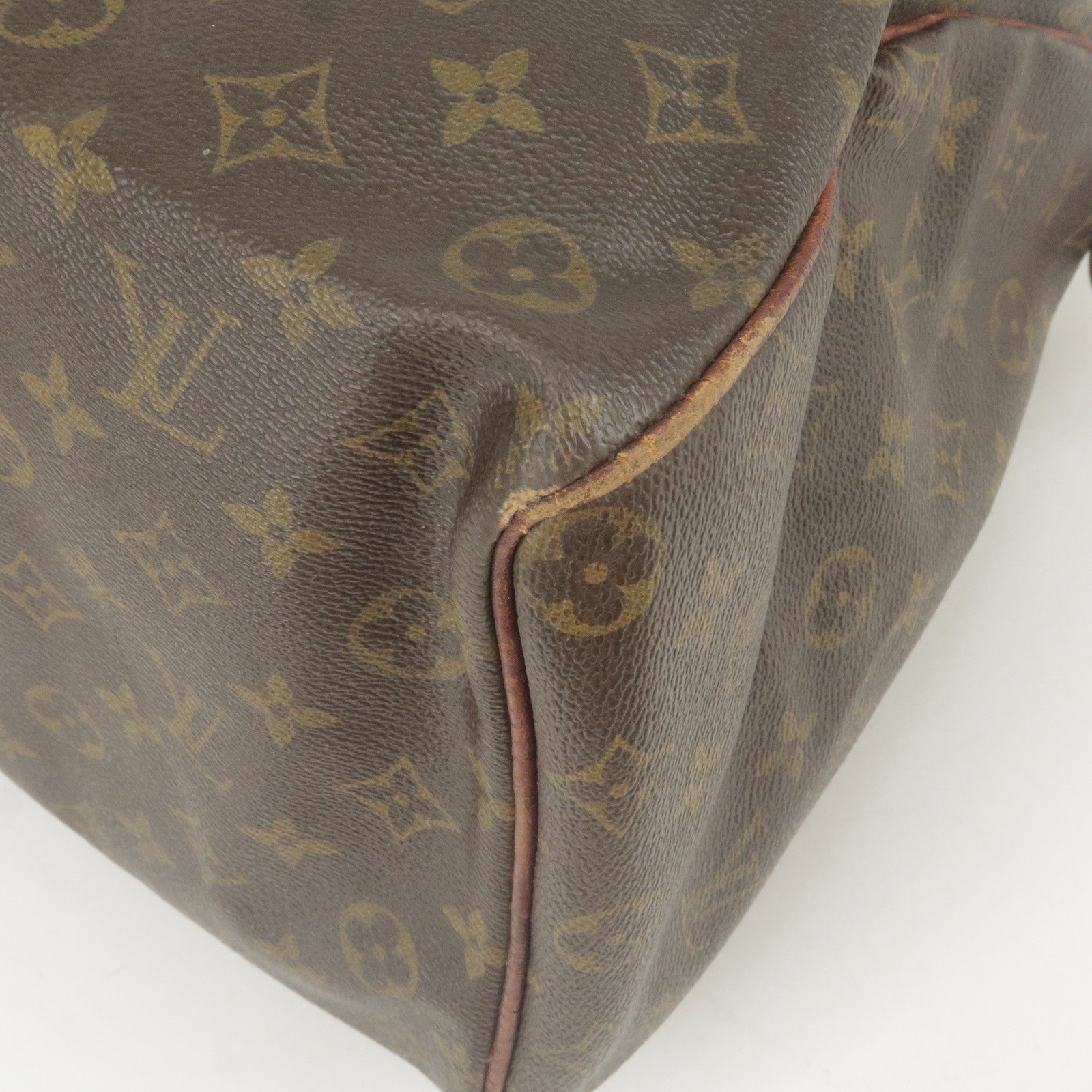 Louis Vuitton Artsy Azur 100% Authentic Comes With Silk Scarf to