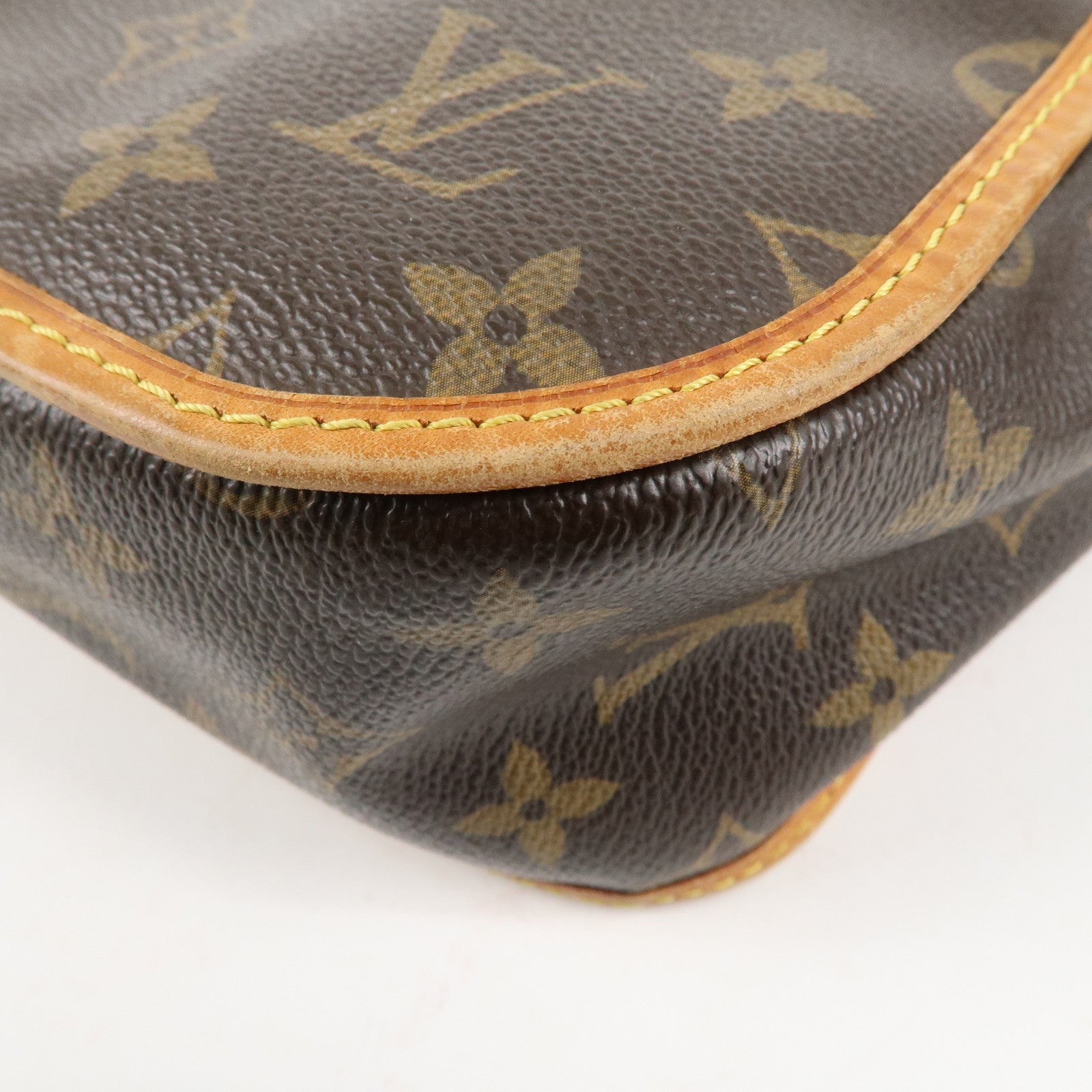 Louis Vuitton Monogram Messenger Bosphore PM Shoulder Bag M40106