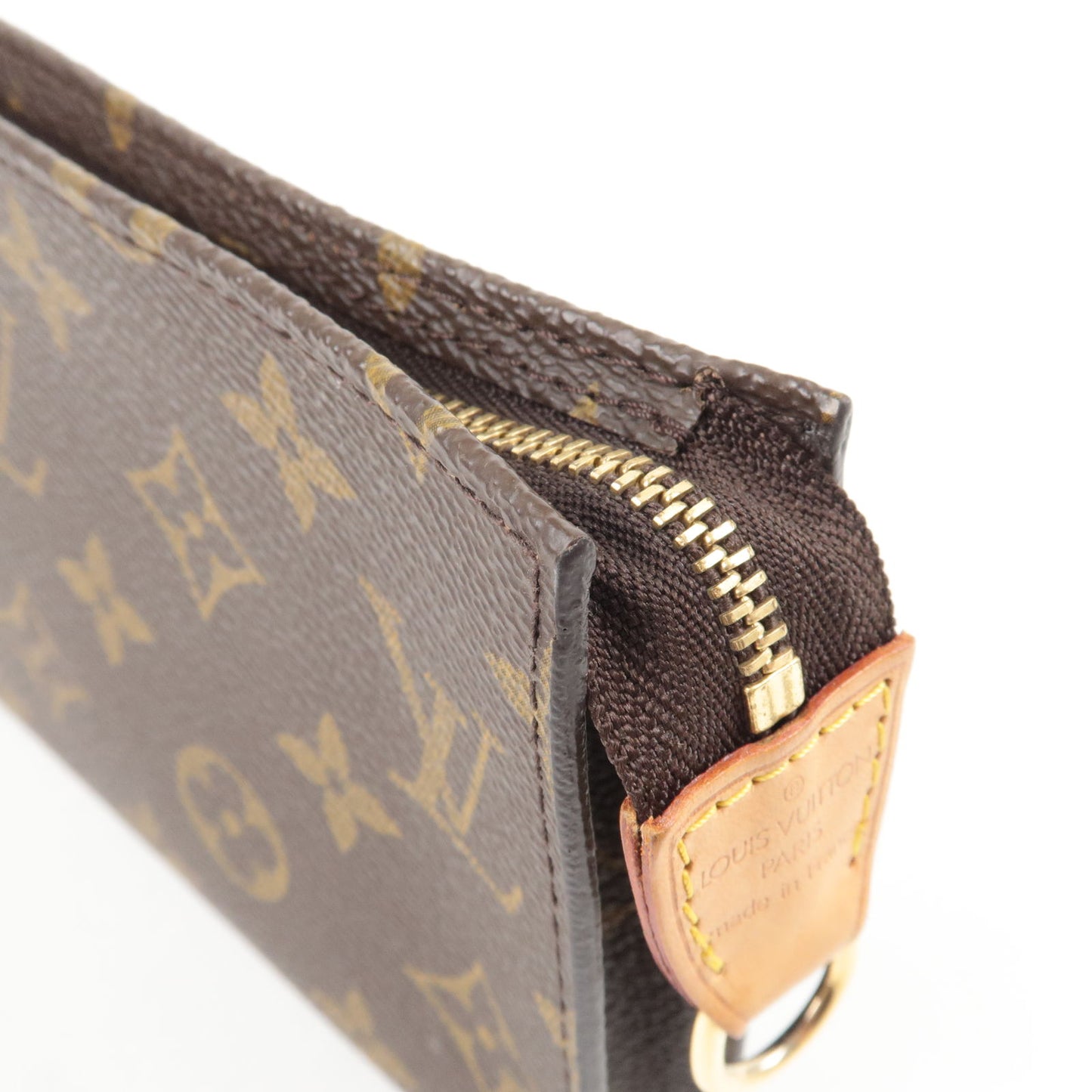 Louis Vuitton Monogram Pouch For Bucket GM Cosmetic Pouch