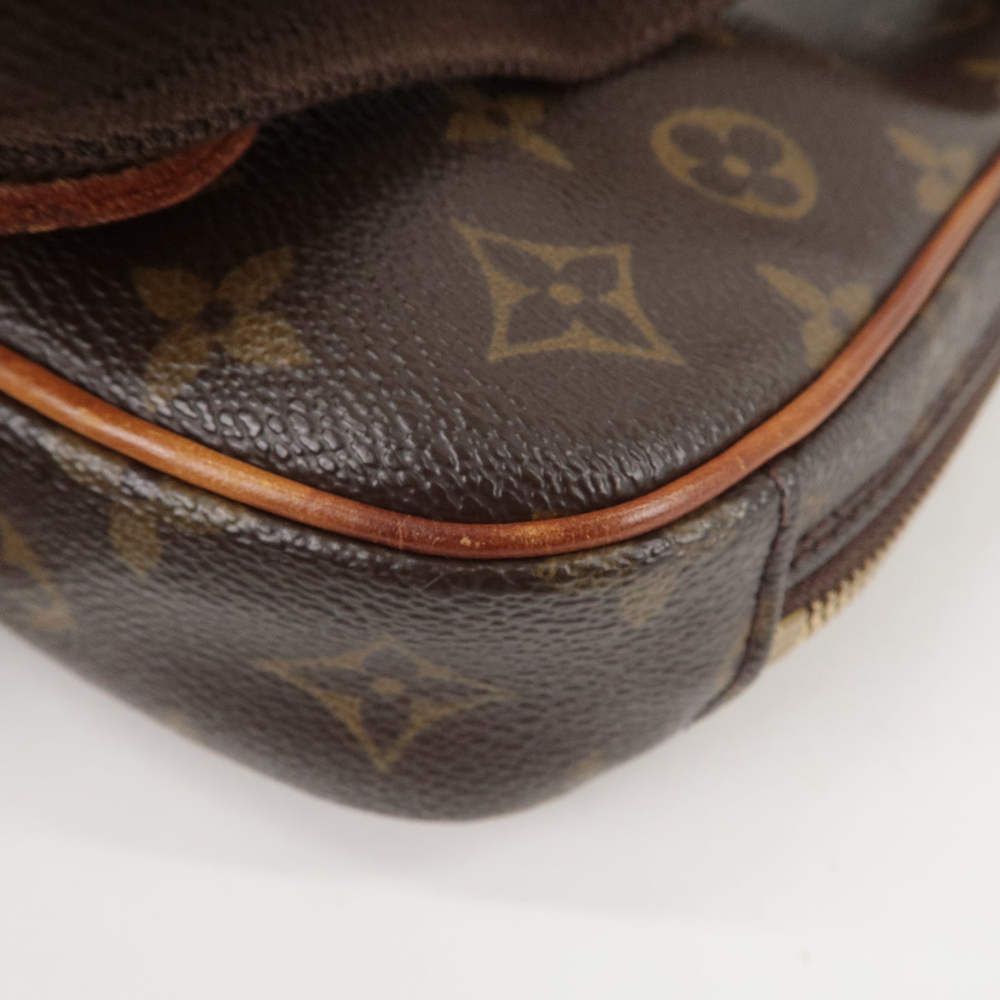 Louis Vuitton Monogram Pochette Gange Crossbody Bag M51870