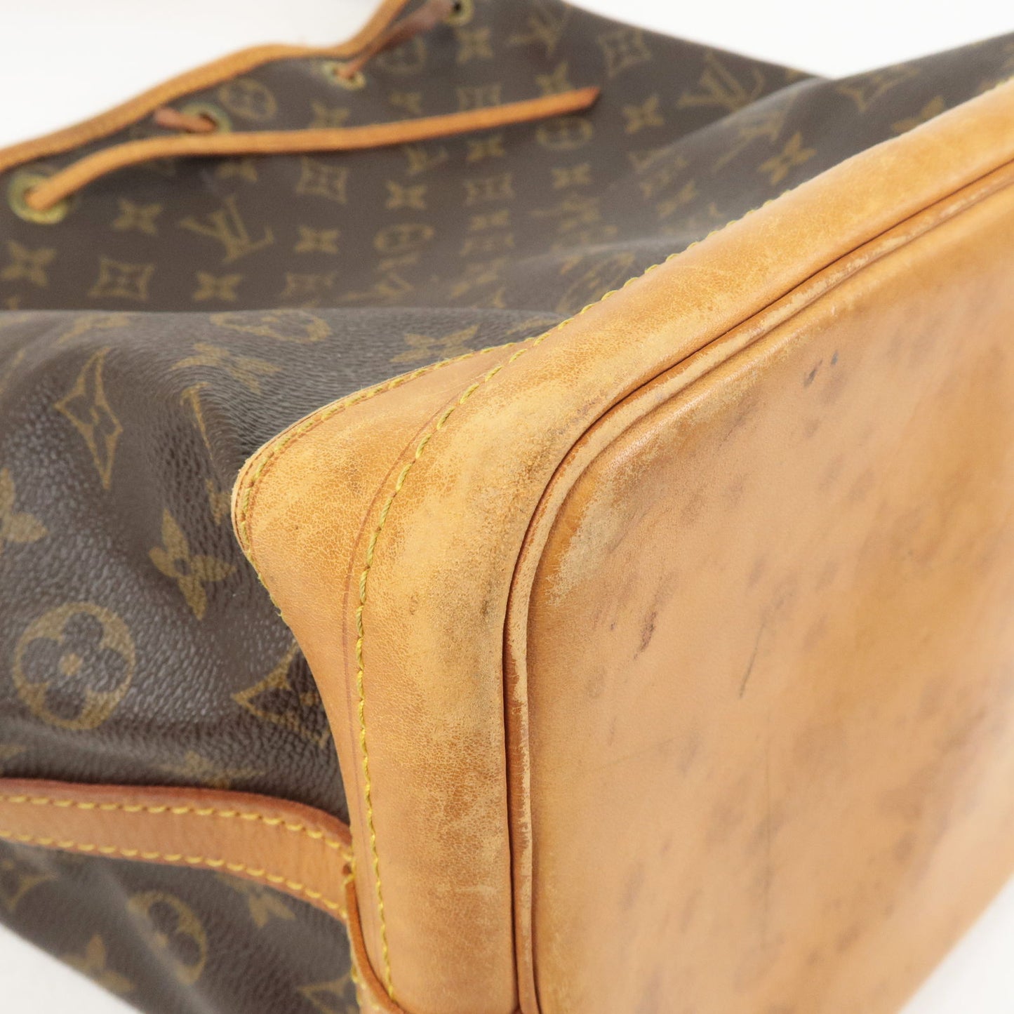 Louis Vuitton Monogram Noe Shoulder Bag Hand Bag M42224