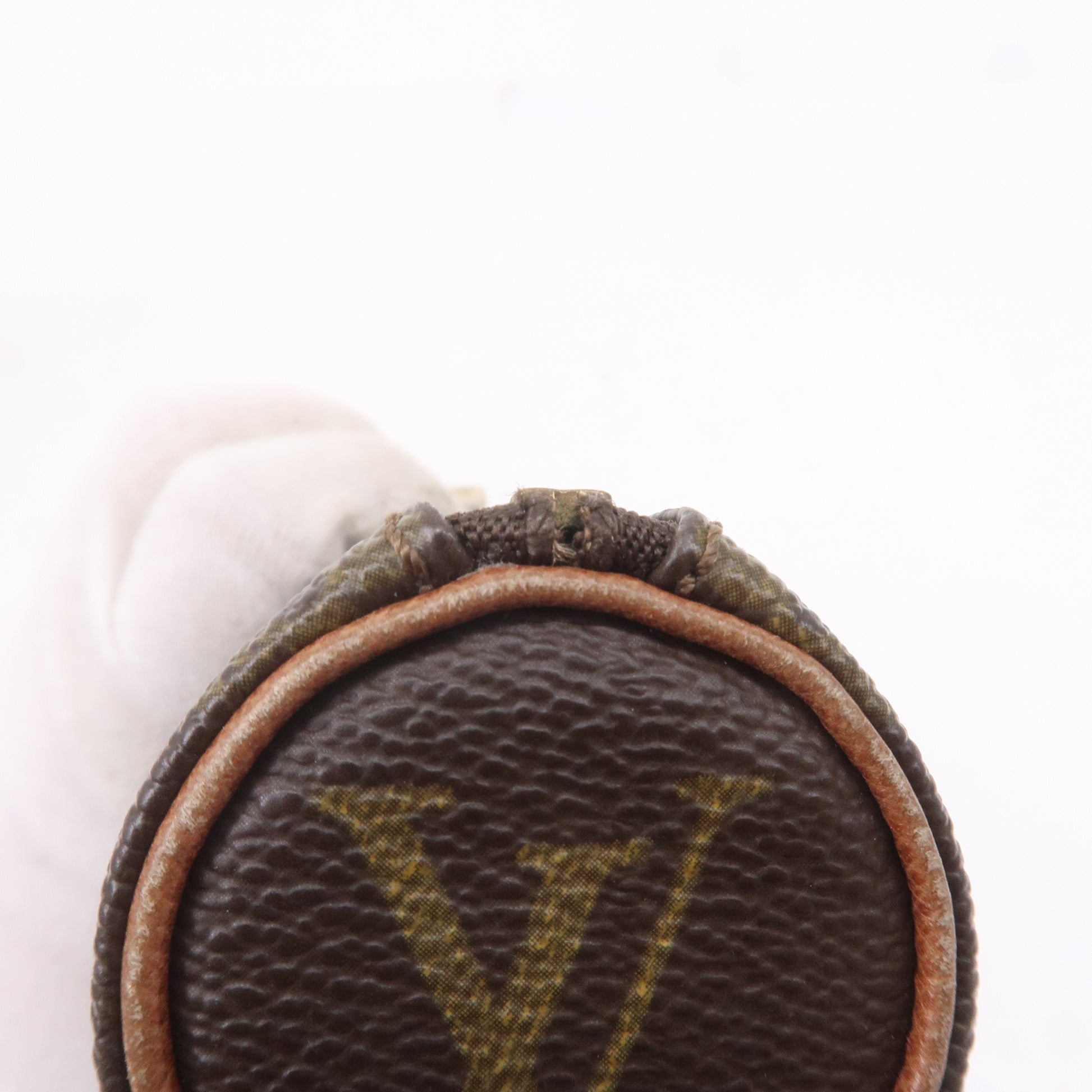 Louis Vuitton Monogram Golf Etui Ball Case 3lvs1228