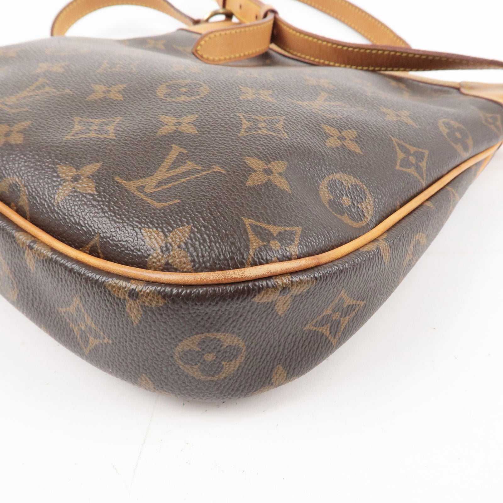 Louis Vuitton, Bags, Beautiful Authentic Louis Vuitton Odeon Pm Crossbody