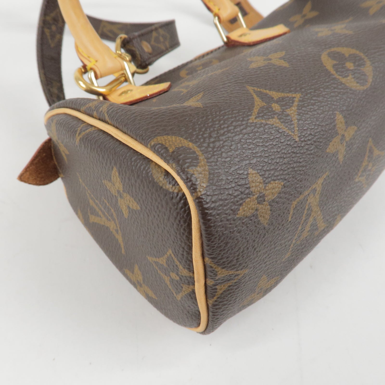 Louis Vuitton Damier Ebene Kensington - Handbag | Pre-owned & Certified | used Second Hand | Unisex