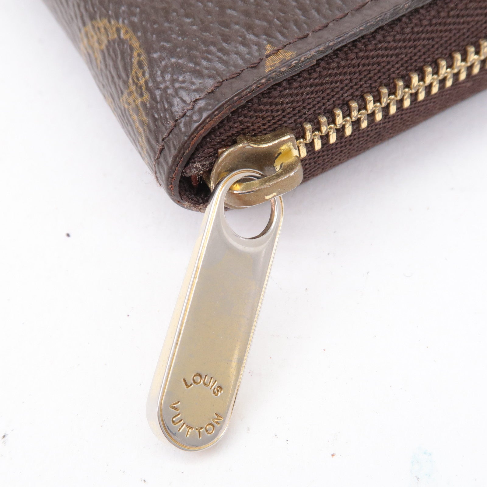 louis-vuitton zippy coin purse monogram wallet