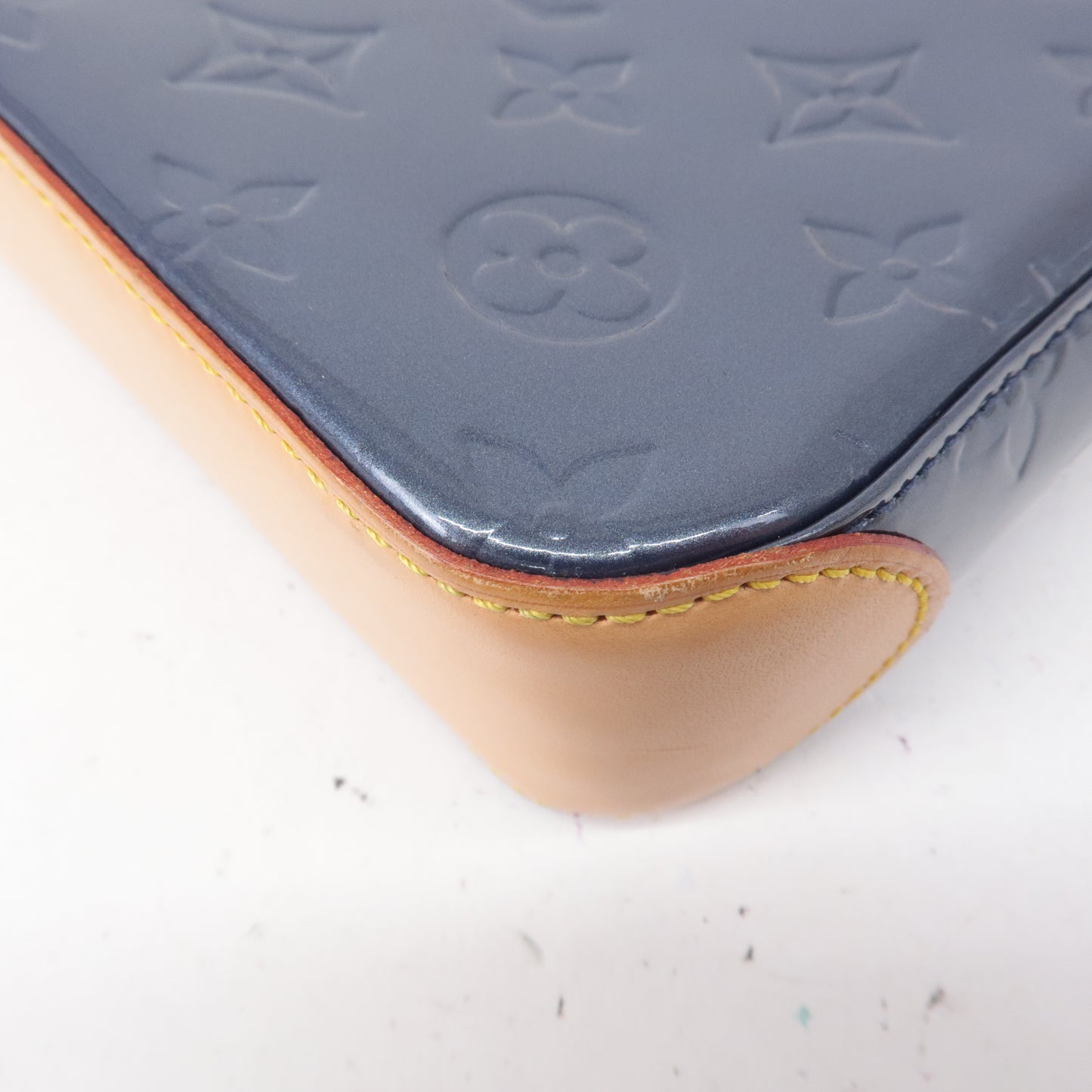 Louis-Vuitton-Monogram-Vernis-Mallory-Square-Shoulder-Bag-M91332 
