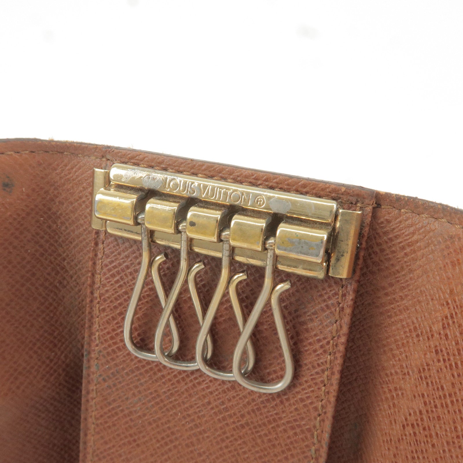 Louis - Case - M62631 – dct - 4 - Old - Style - Monogram - Vuitton
