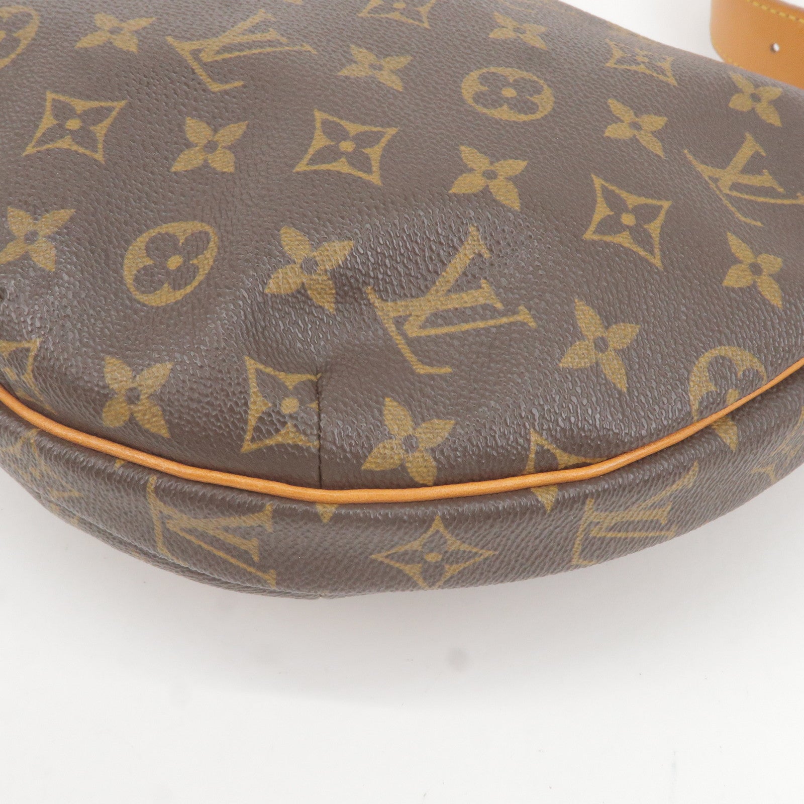Louis Vuitton Monogram Canvas Rivoli PM - Handbag | Pre-owned & Certified | used Second Hand | Unisex