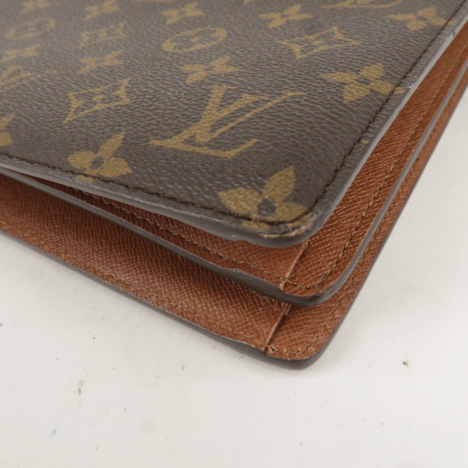 Louis-Vuitton-Monogram-Courcelles-Shoulder-Bag-M51375 – dct