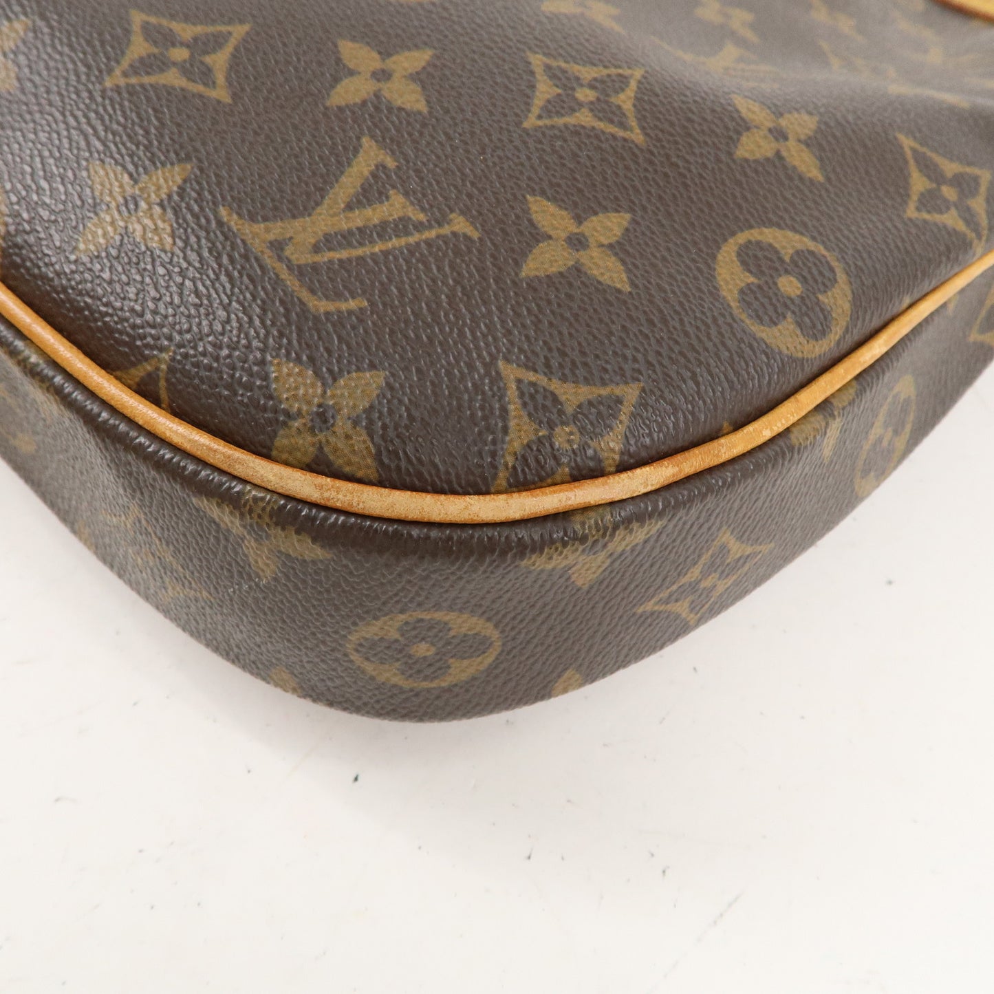 Louis Vuitton Monogram Odeon PM Crossbody Shoulder Bag M56390