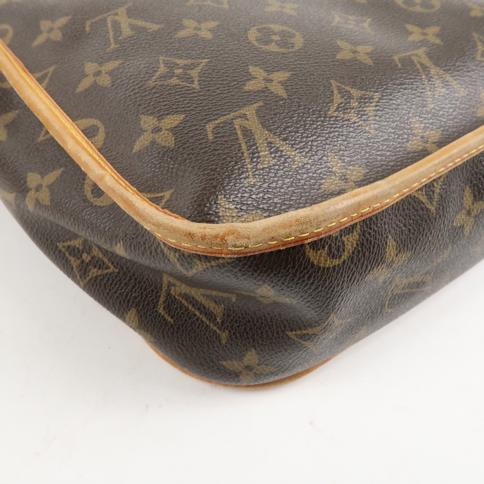 Louis Vuitton Monogram Messenger Bosphore PM Shoulder Bag M40106