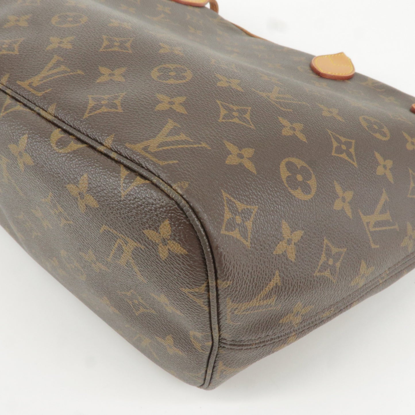 Louis Vuitton Monogram Neverfull MM Tote Bag Brown M40156