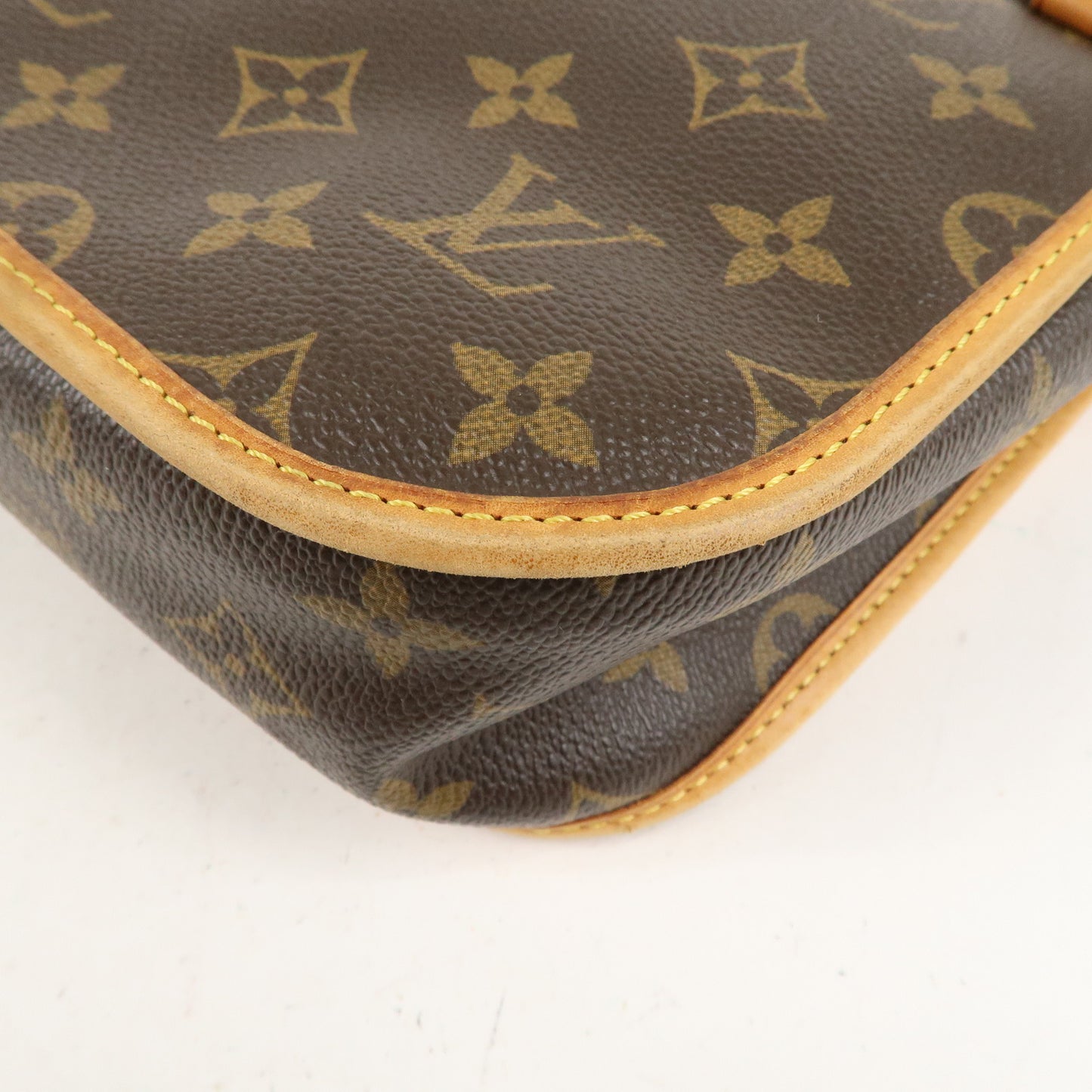 Louis Vuitton Monogram Messenger Bosphore PM Shoulder Bag M40106