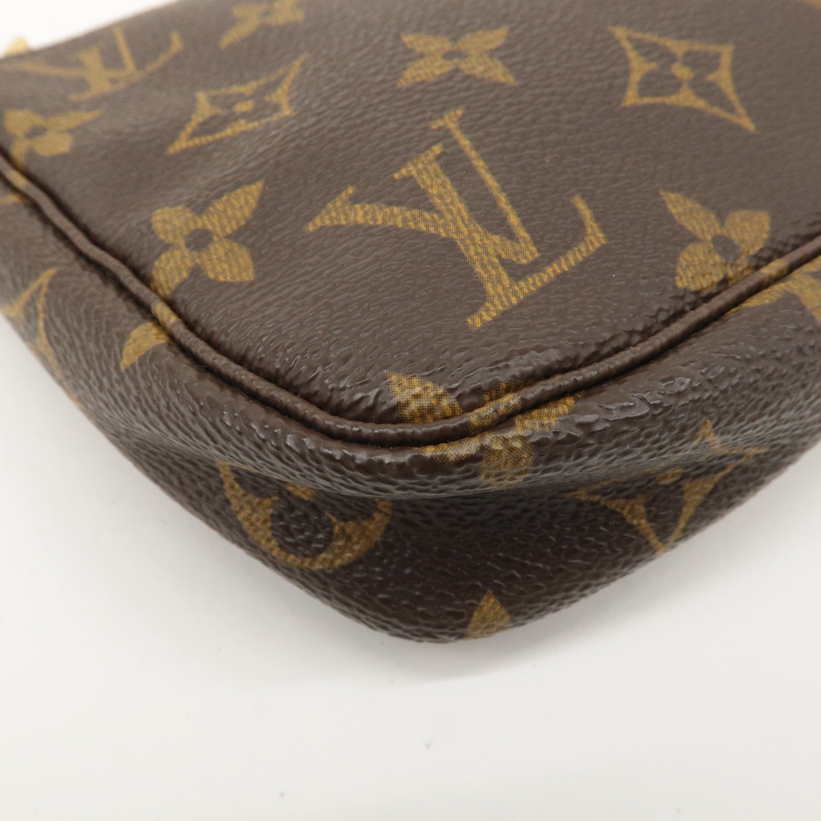 Louis Vuitton Monogram Pochette Accessoires Pouch M51980