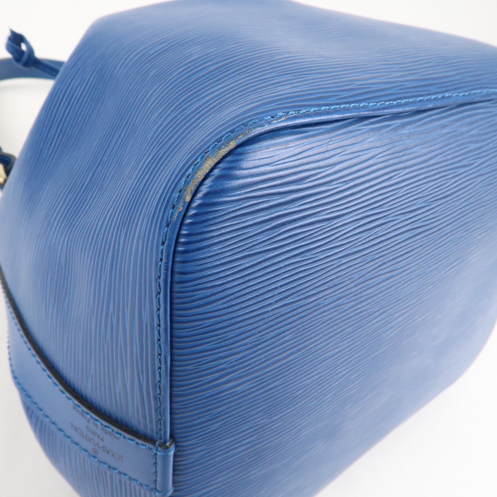 Louis Vuitton EPI Petit Bi-Color Noe Bleu Toledo