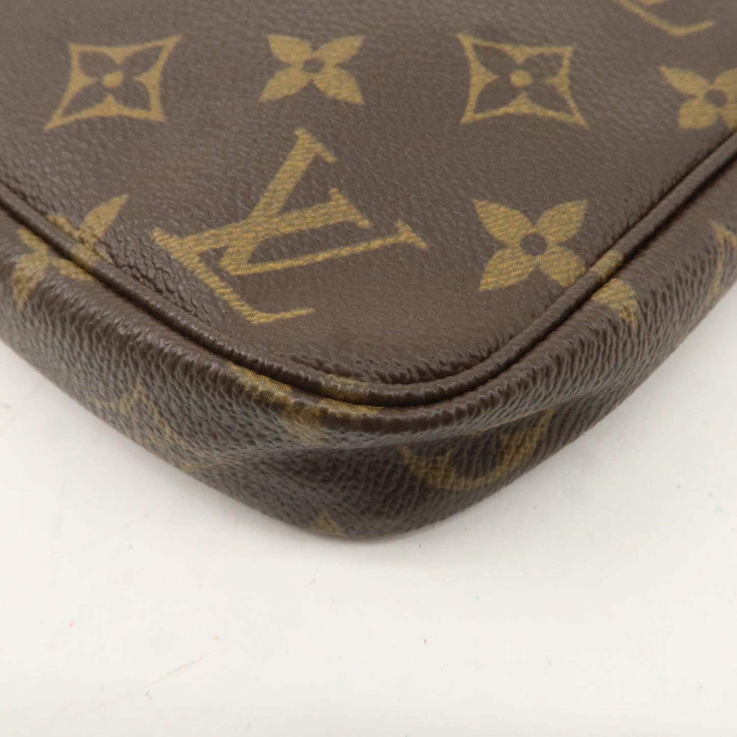 Louis Vuitton Monogram Pochette Accessoires Pouch M51980