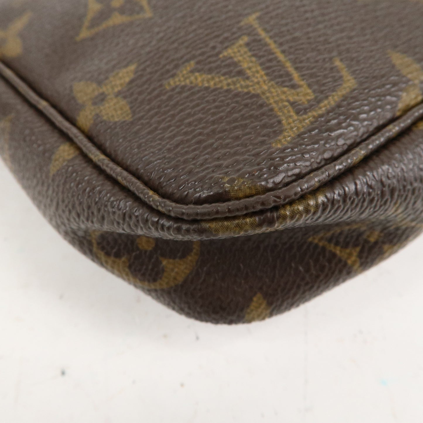 Louis Vuitton Monogram Pochette Accessoires Pouch M51980