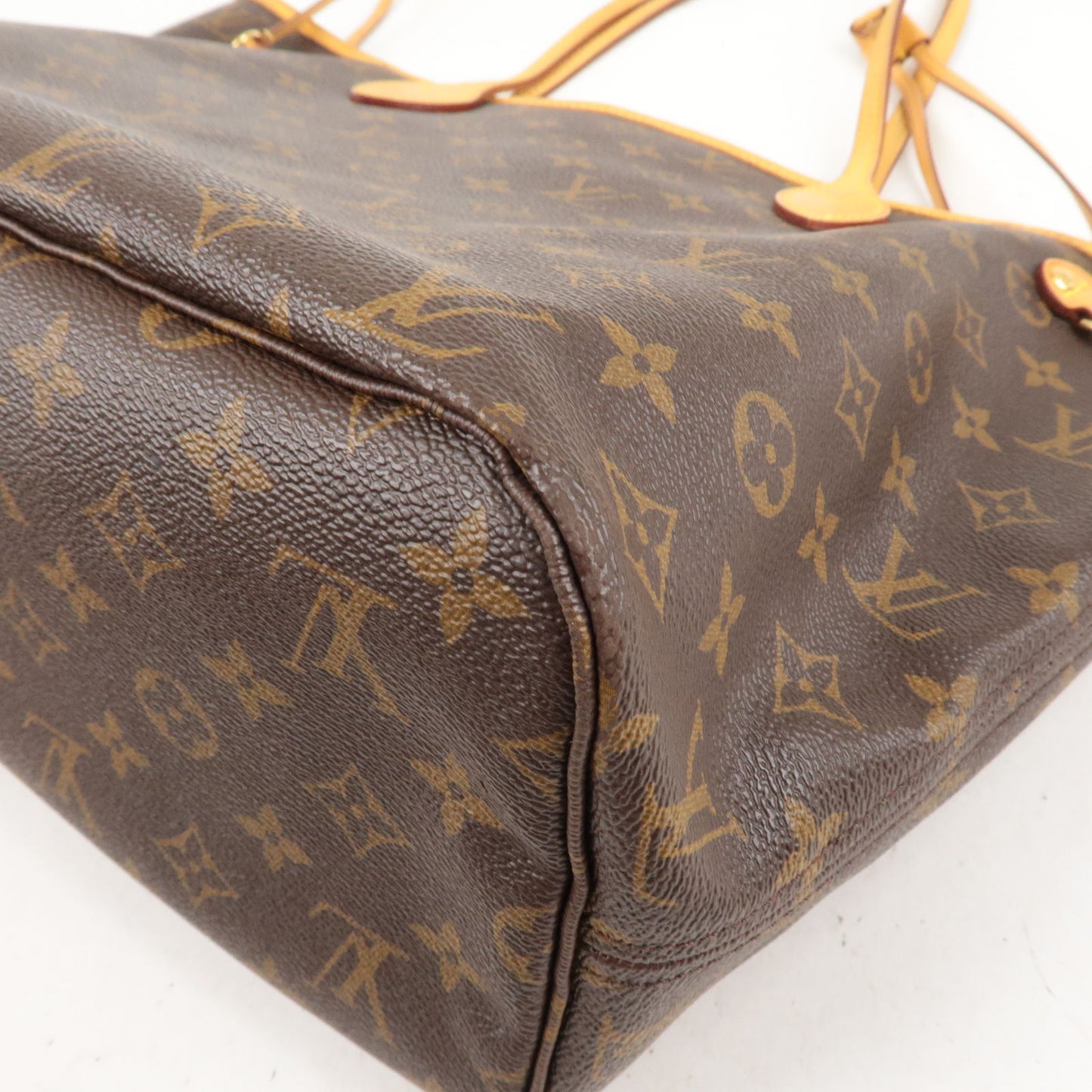 Louis Vuitton Monogram Neverfull MM Tote Bag Fuchsia M40996