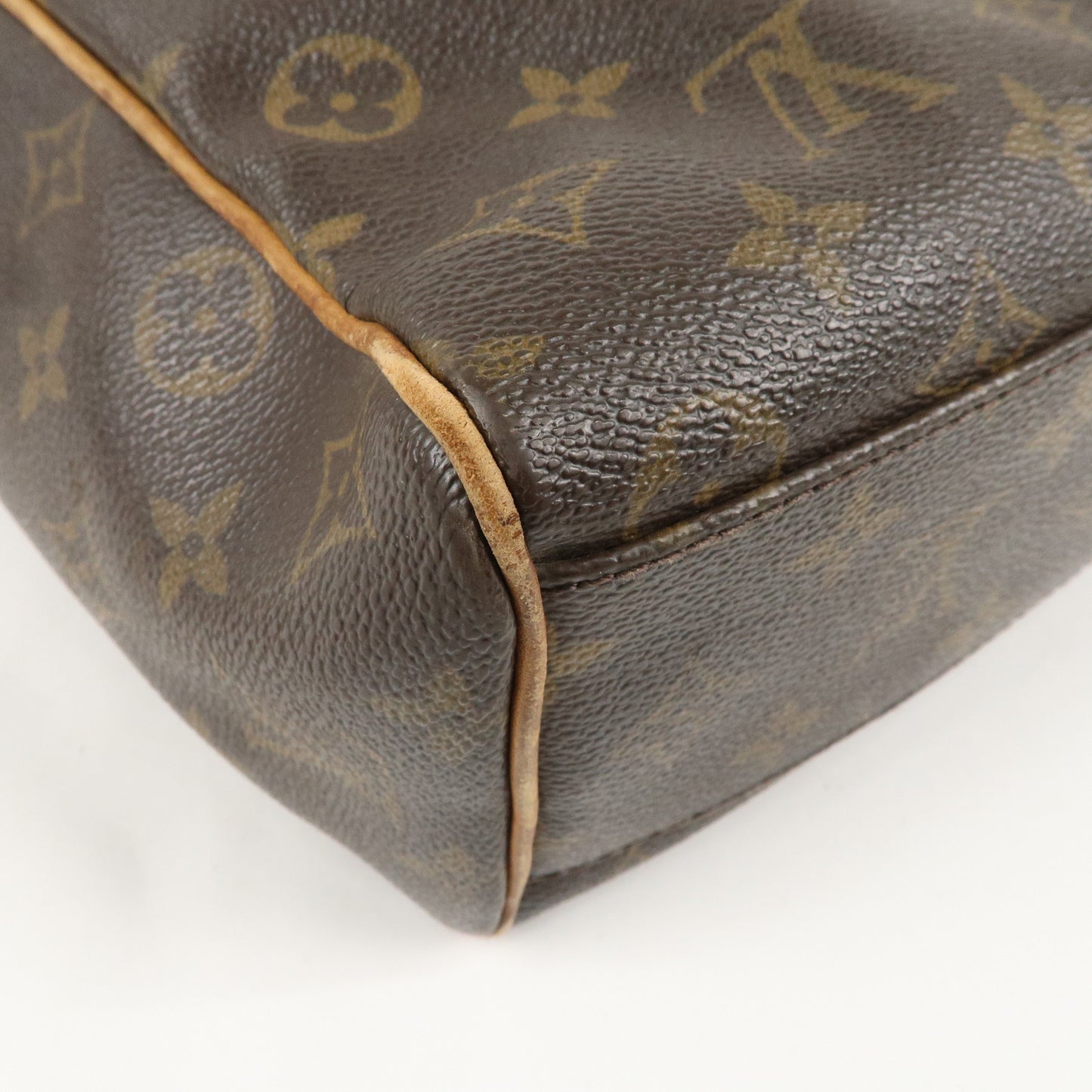 Louis Vuitton Monogram Abbesses Messenger Bag Shoulder Bag M45257