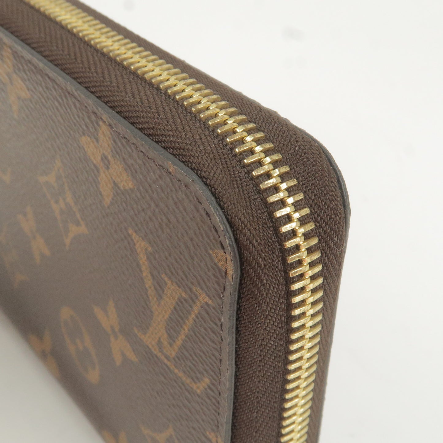 Louis Vuitton Round Long Wallet Monogram Zippy M42616 Women's