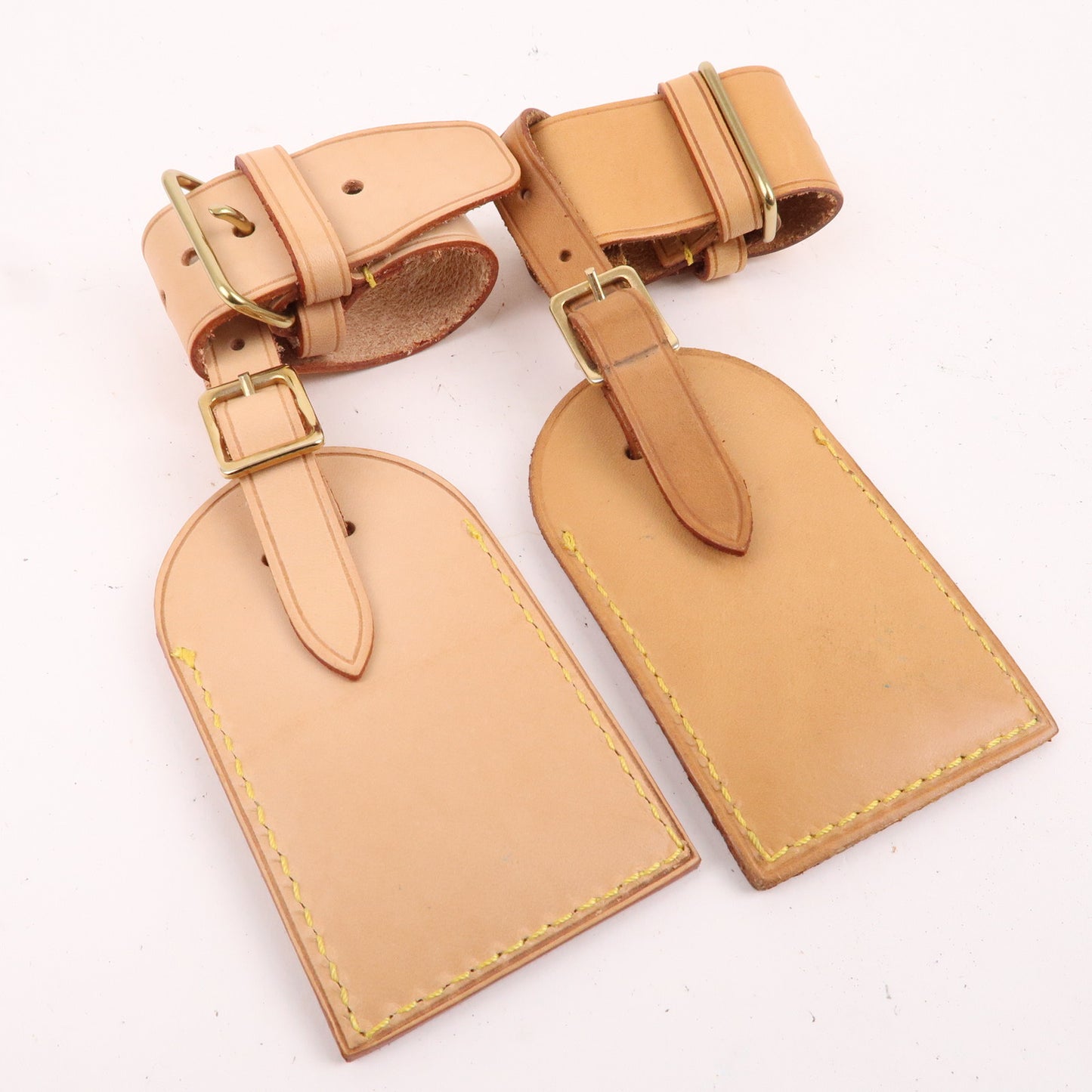 Louis Vuitton Set of 10 Name Tag & Poignet Leather Beige