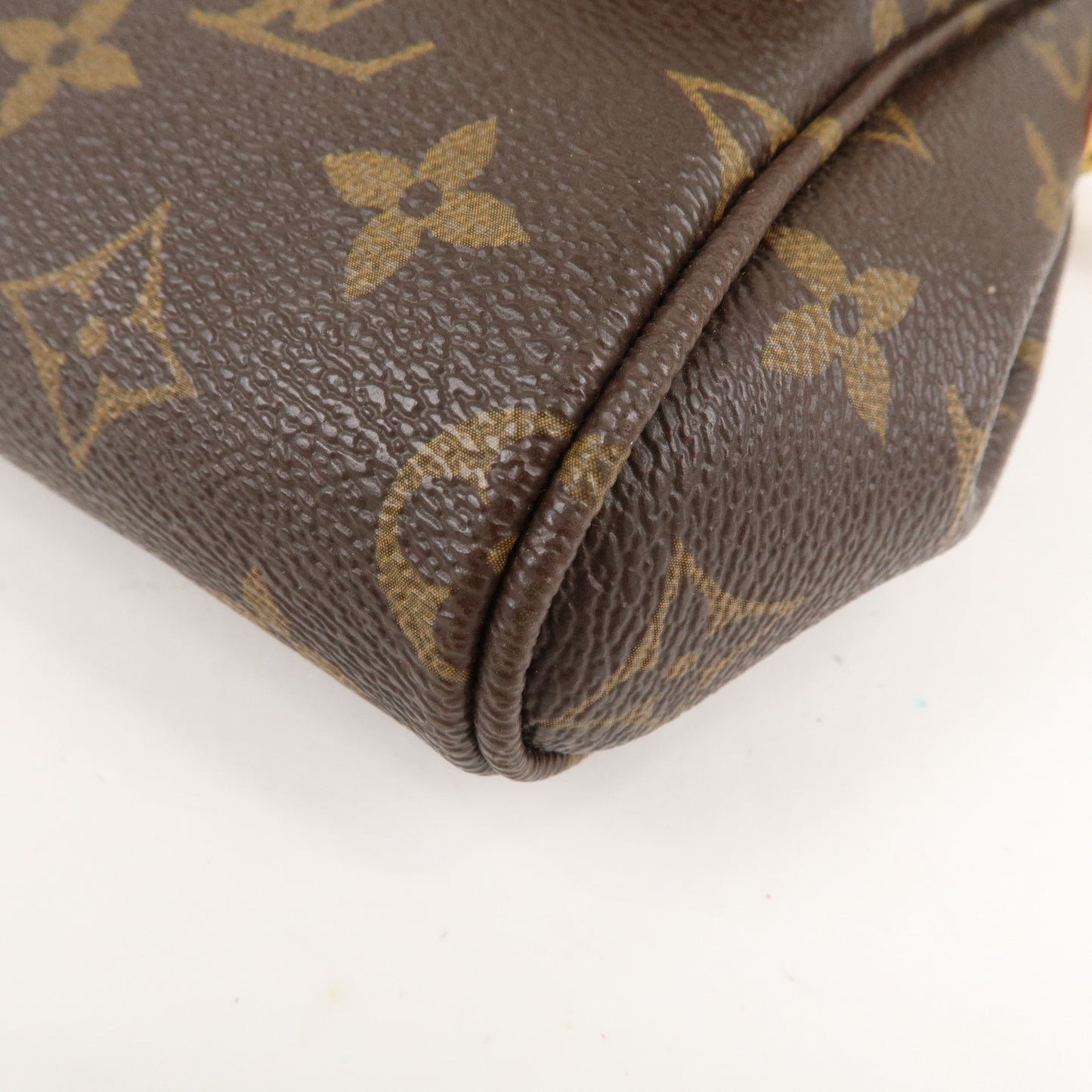 Louis Vuitton Monogram Favorite MM 2Way Shoulder Bag M40718