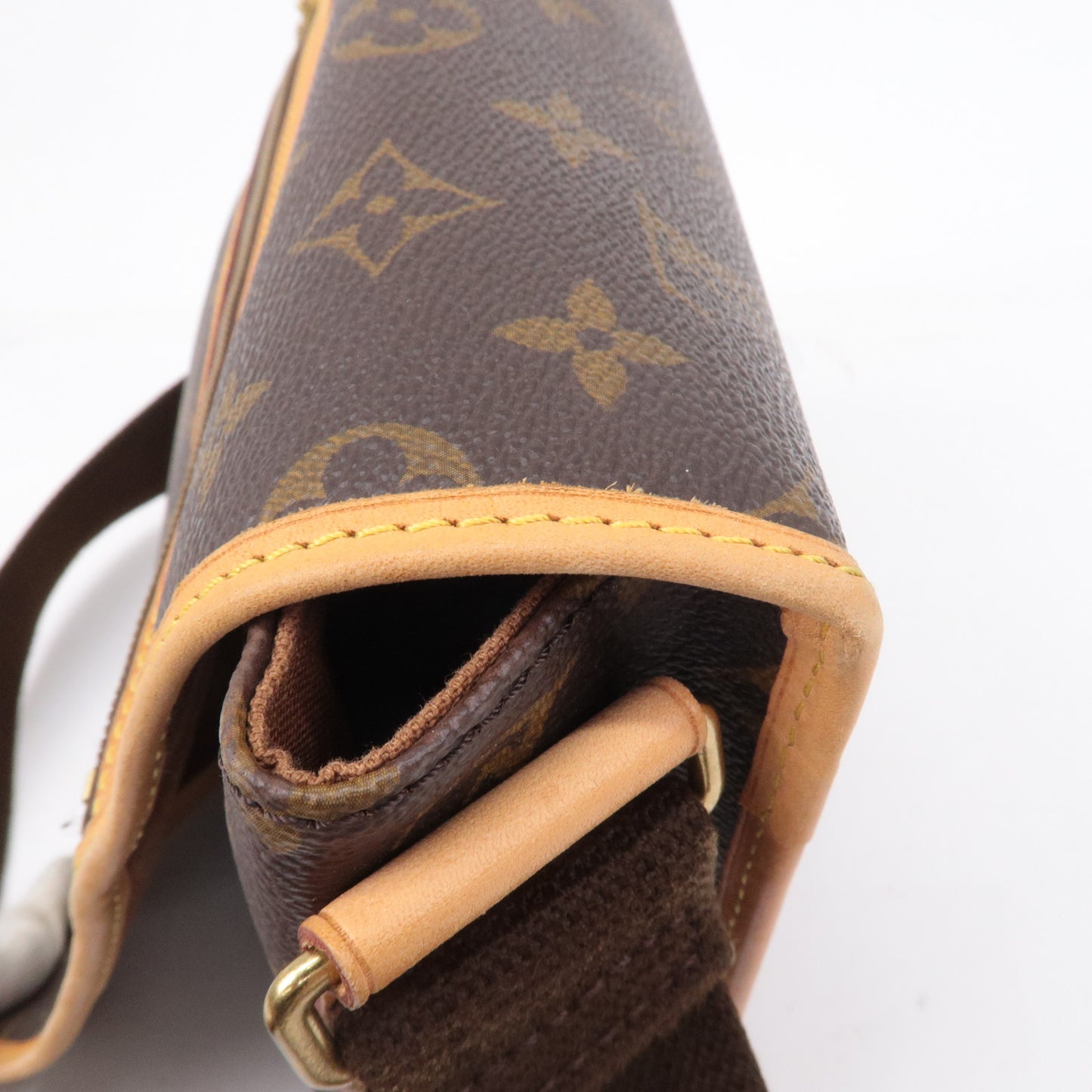Authe-Louis-Vuitton-Monogram-Messenger-Bosphore-PM-Shoulder-Bag-M40106